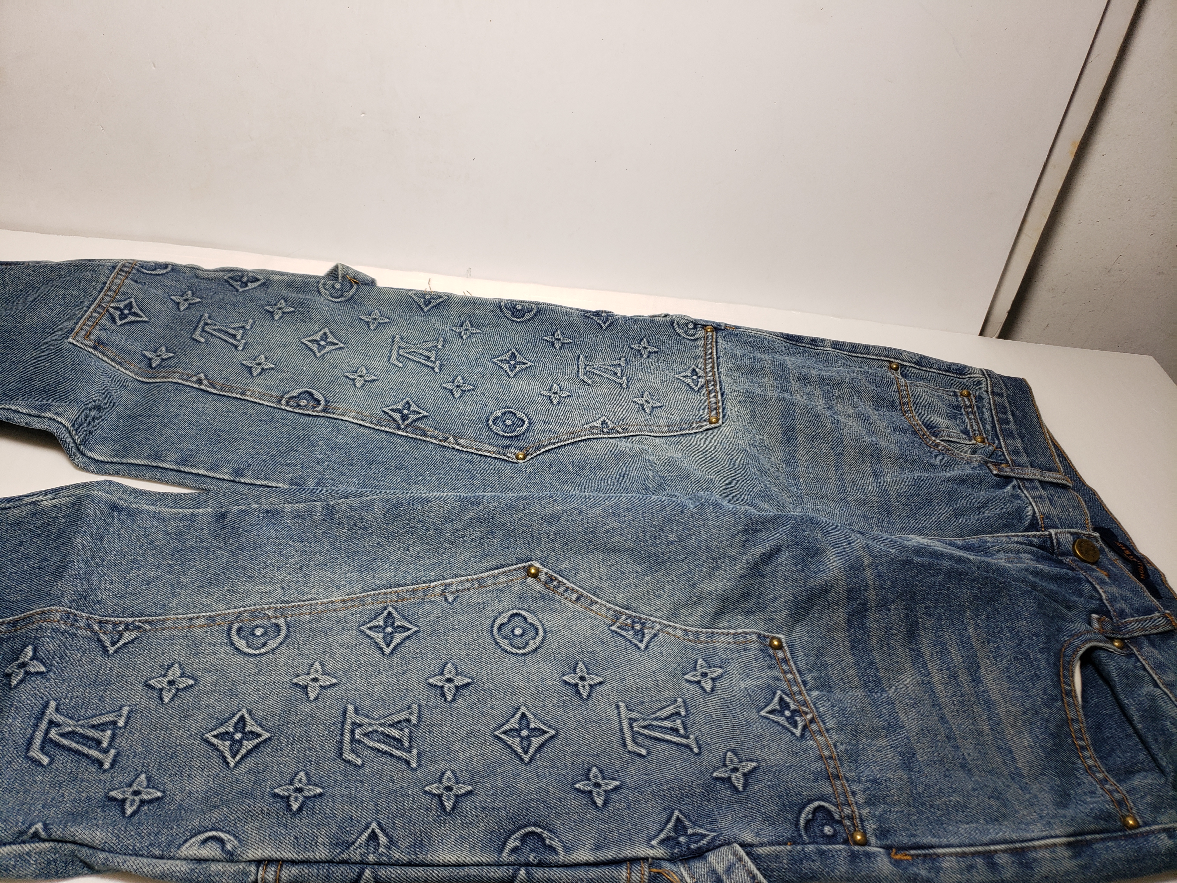 Replica Louis Vuitton Denim Carpenter Jean