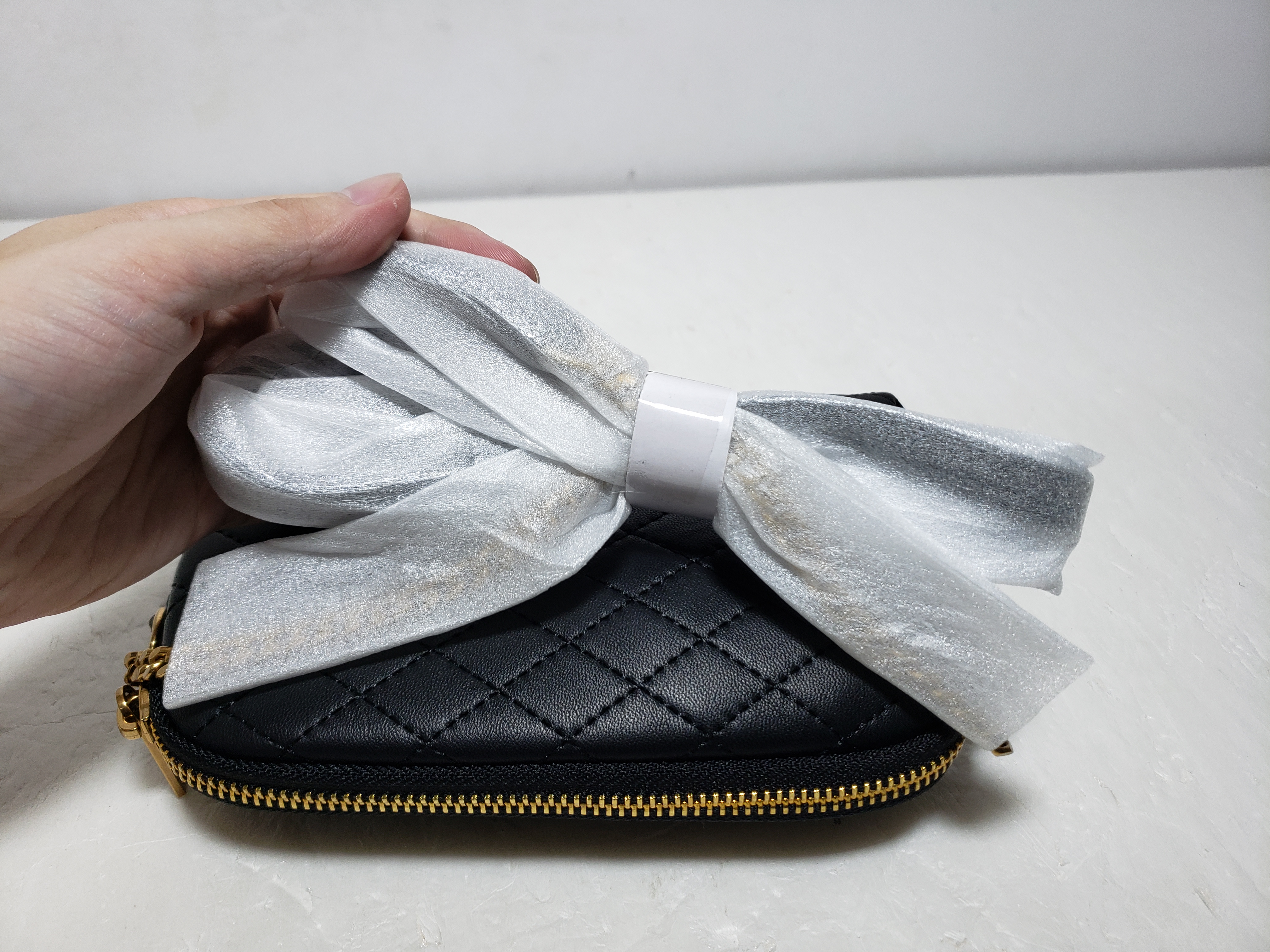 Gaby zipped pouch in quilted lambskin