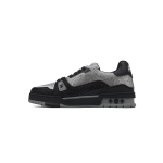 PKGoden LOUIS VUITTON Trainer Black Silver diamond