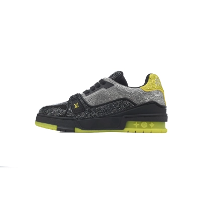 LOUIS VUITTON Trainer Black yellow Diamond 01