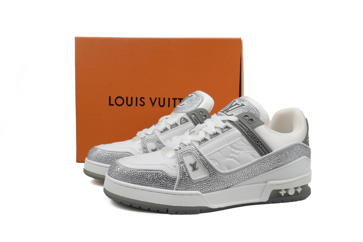 PKGoden LOUIS VUITTON Trainer Grey white Diamond