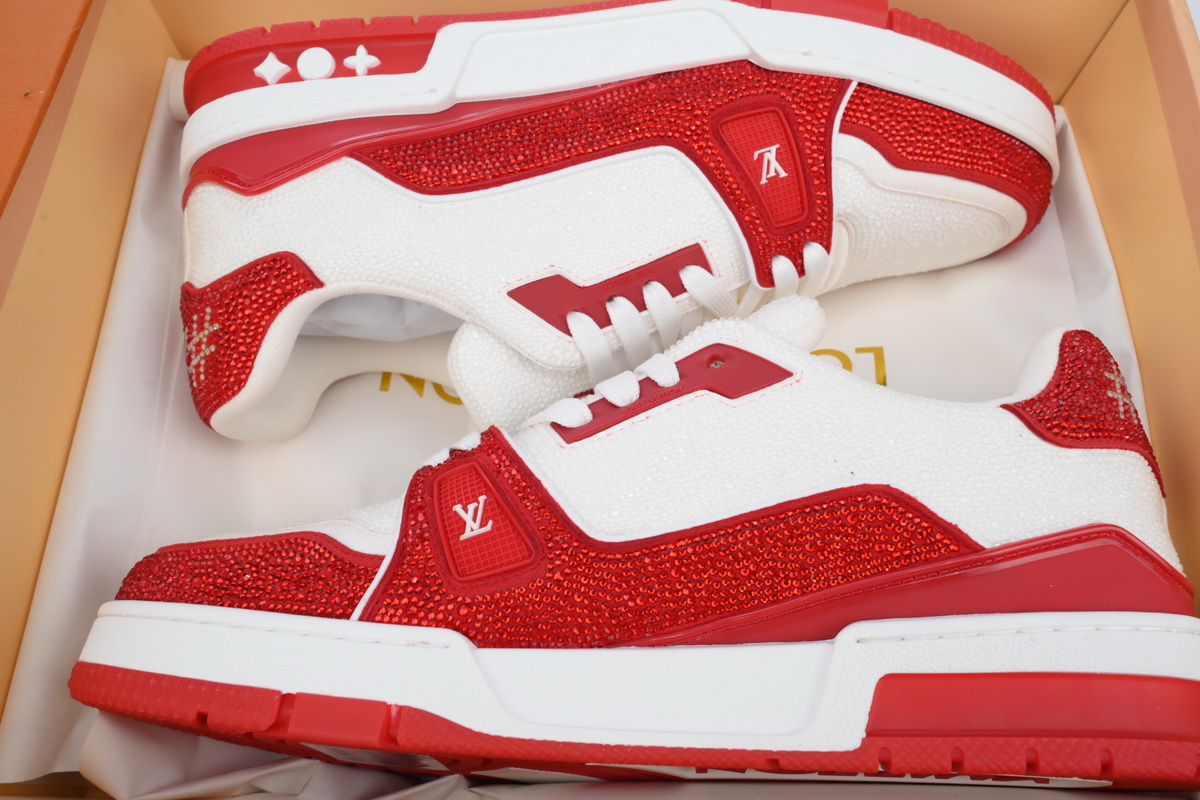 LOUIS VUITTON Trainer Red tailed diamond