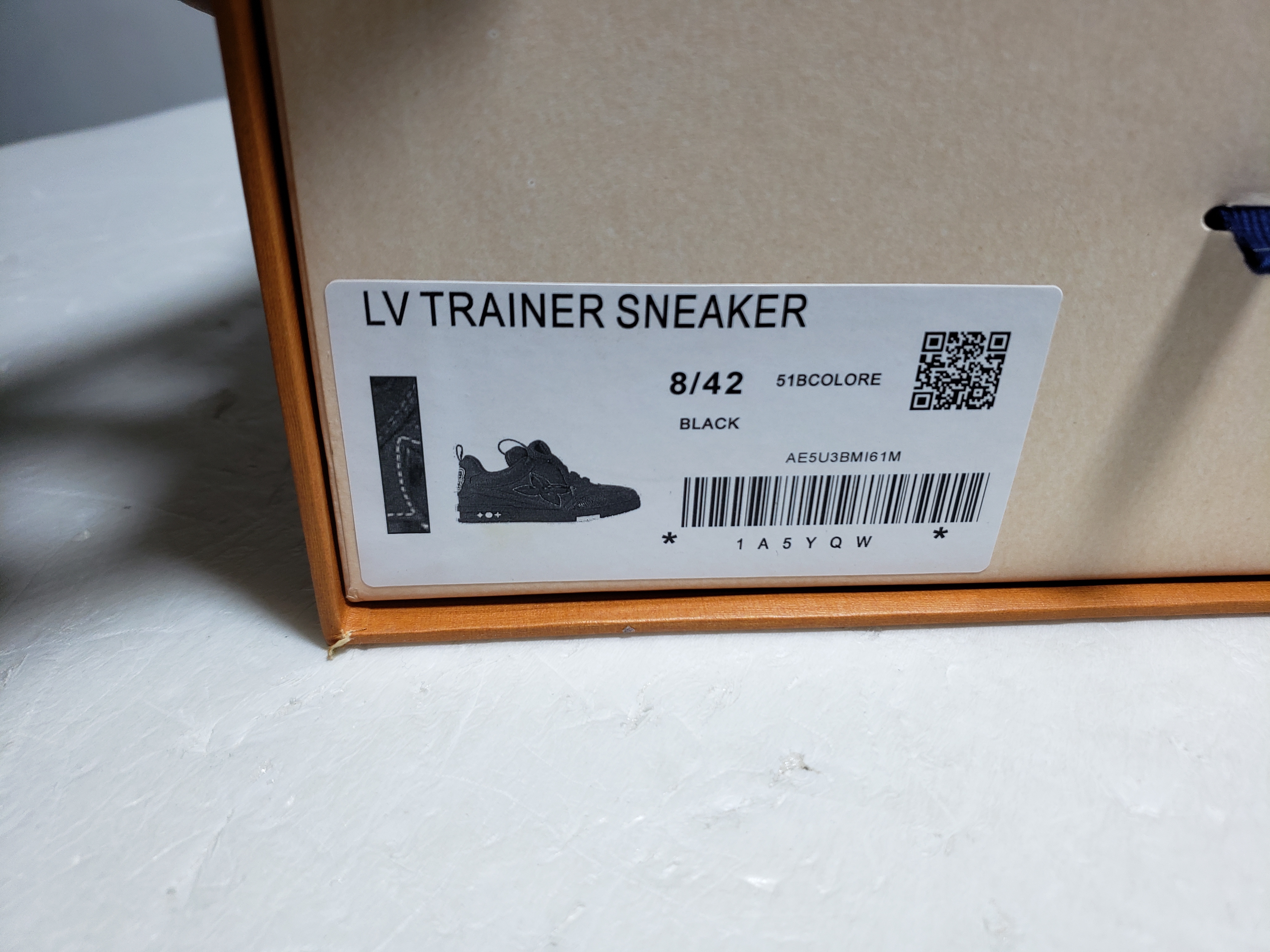 Replica Louis Vuitton Skate Black