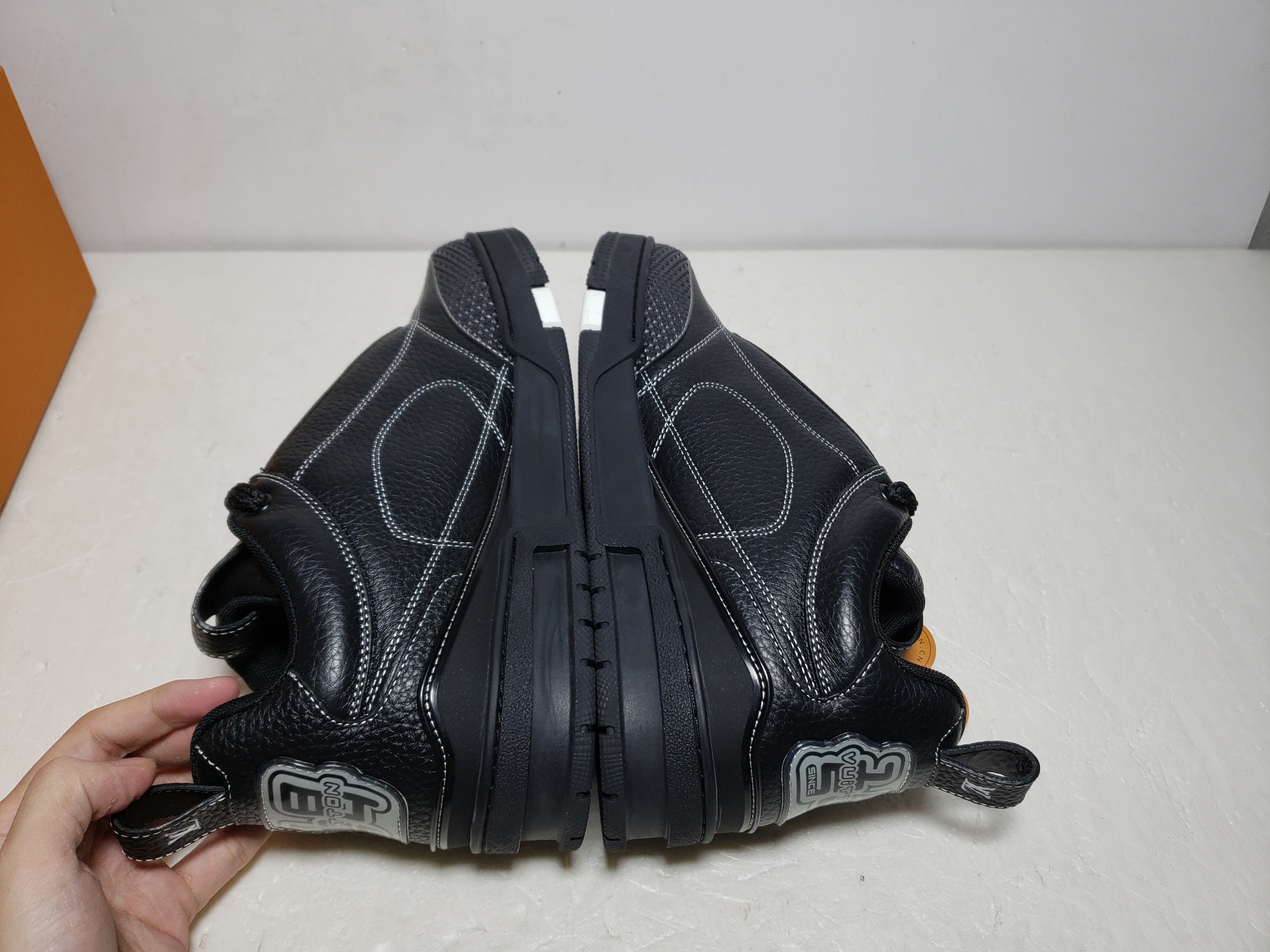 Replica Louis Vuitton Skate Black