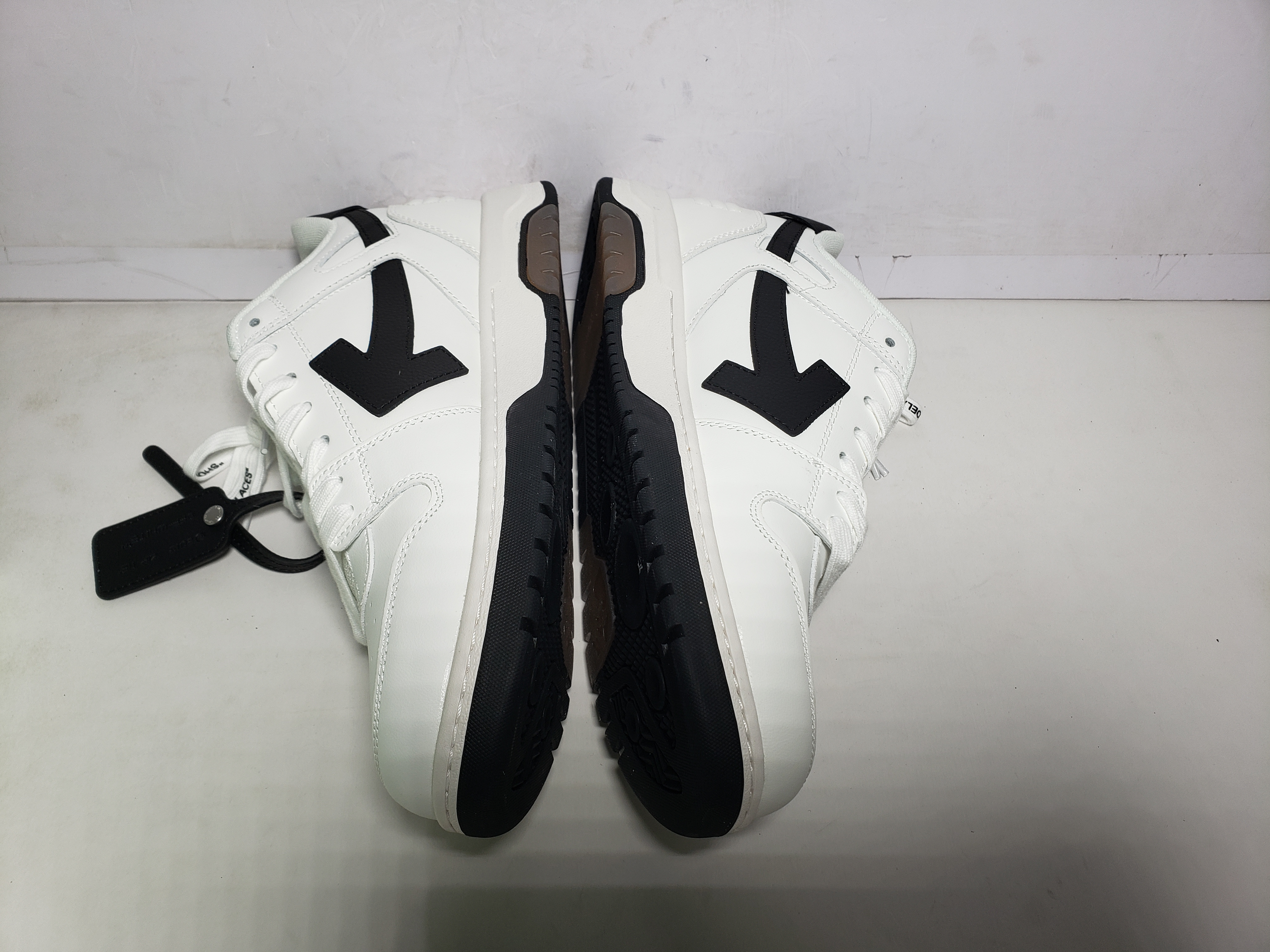 Replica OFF-WHITE Out Of Office OOO 30 MM Low Tops Black White Blue 