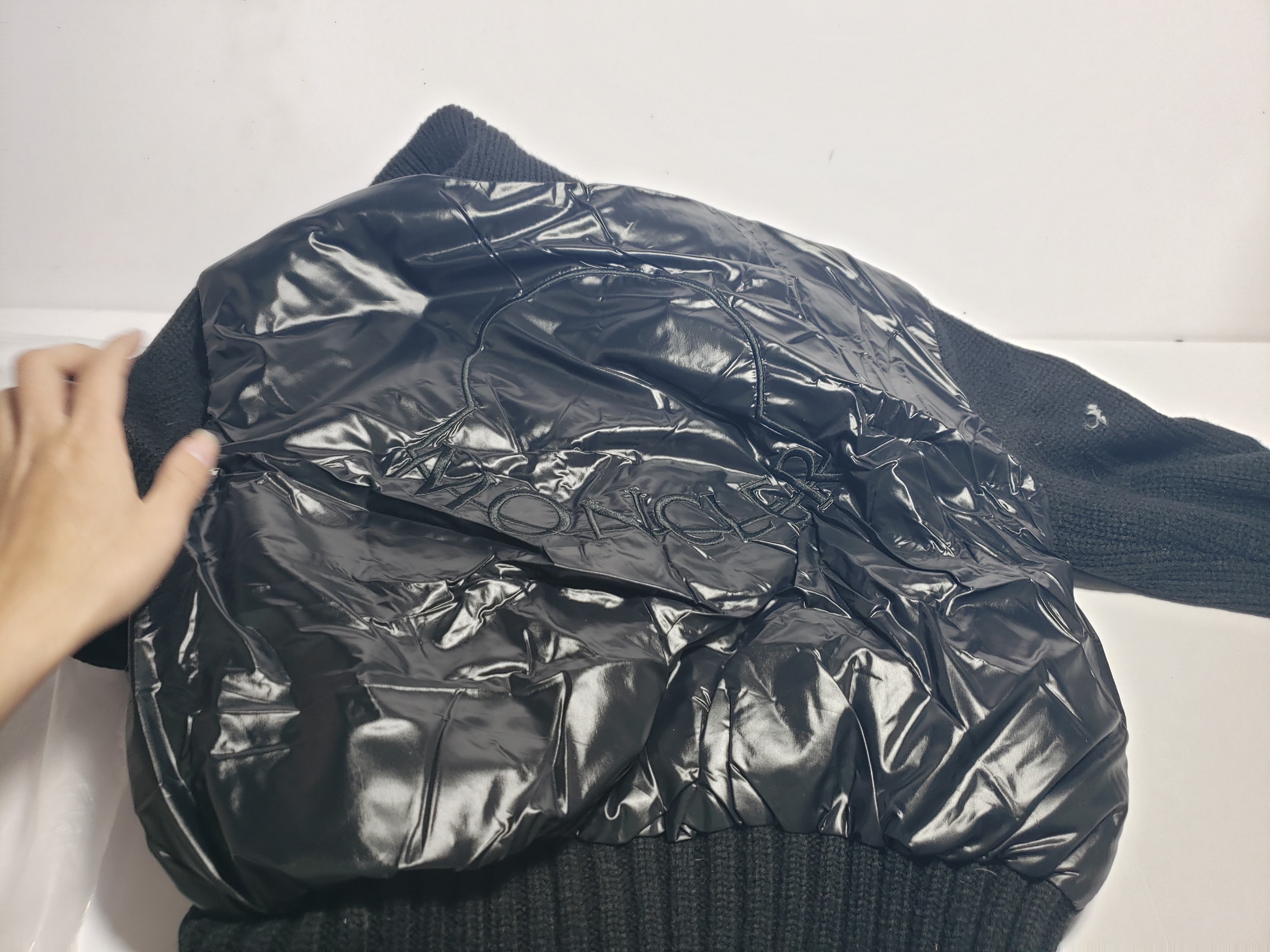 Moncler -Wool down jacket black