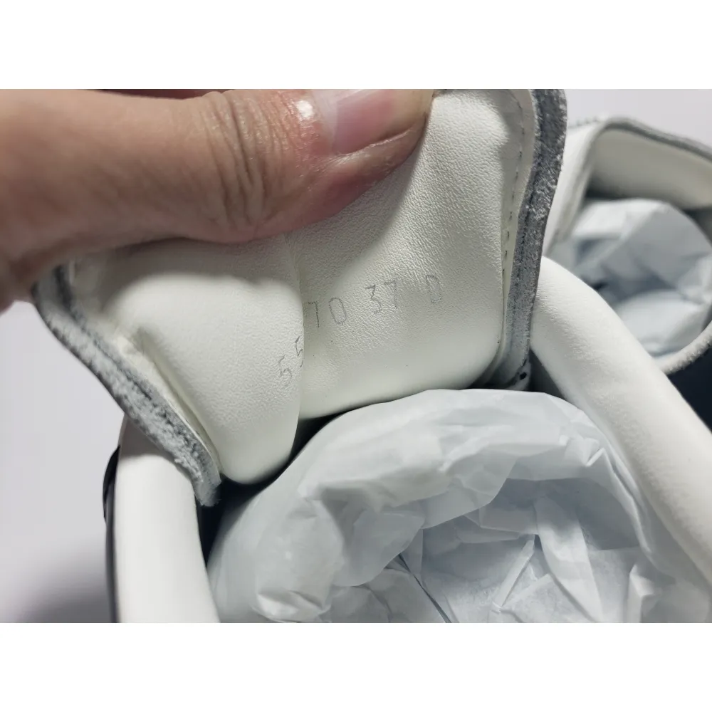 Replica Alexander McQueen Sneaker Dlack Skin