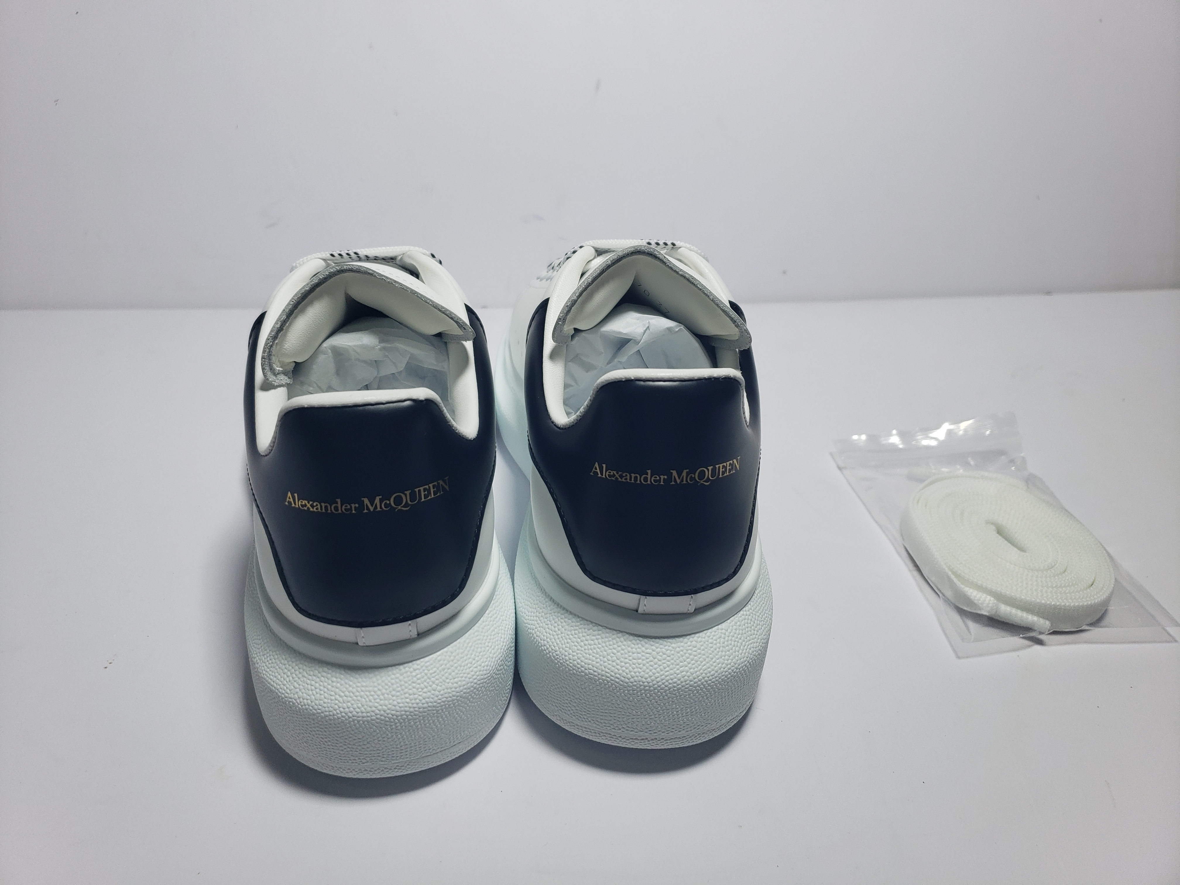 PKGoden Alexander McQueen Sneaker Dlack Skin