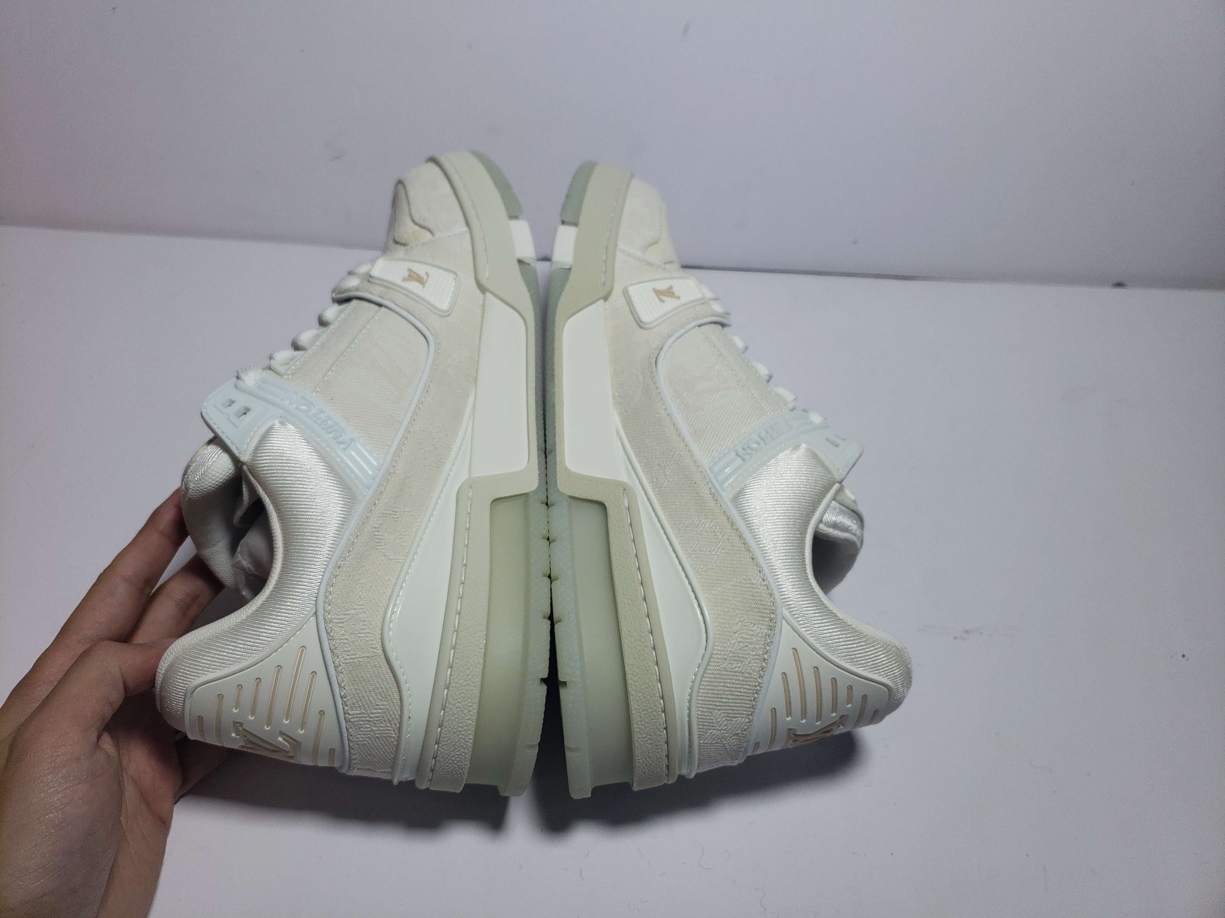 PKGoden Louis Vuitton Trainer White Denim,MS0241