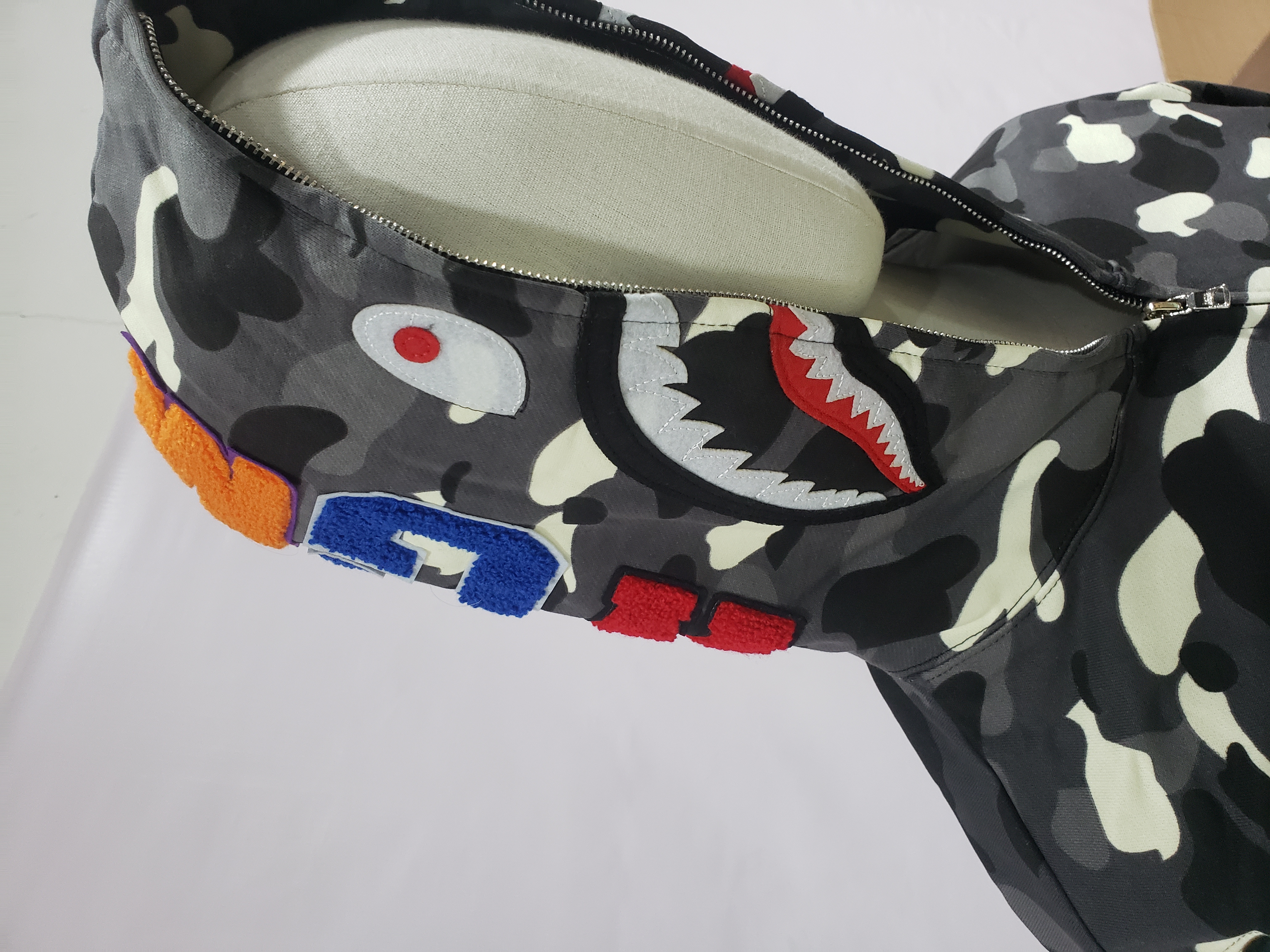 BAPE Hoodie 6110-