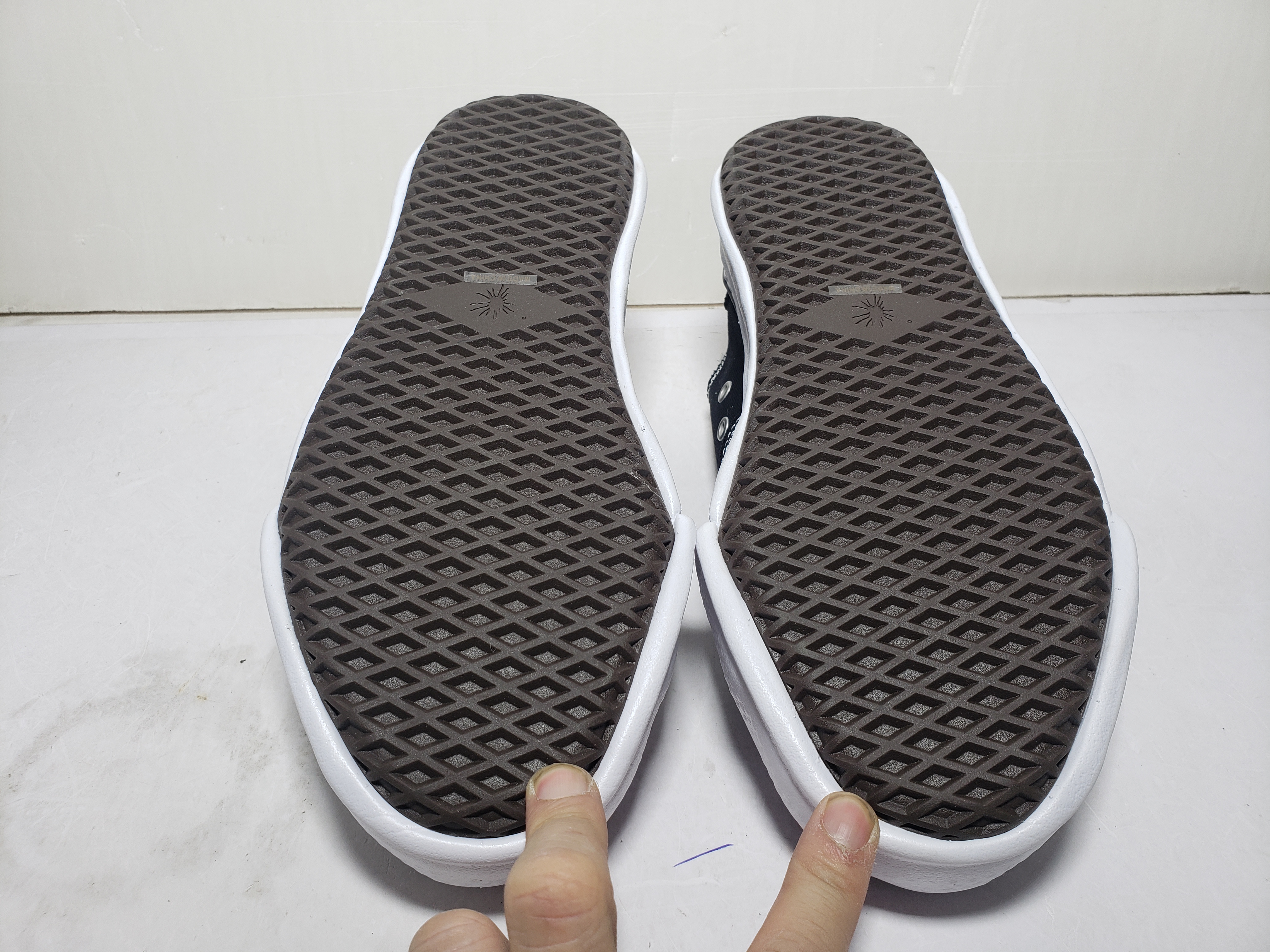 Maison Mihara Yasuhiro Hank OG Sole Canvas Low,  A05FW702