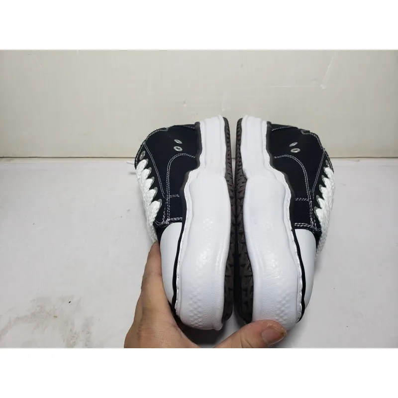 Maison Mihara Yasuhiro Hank OG Sole Canvas Low,  A05FW702