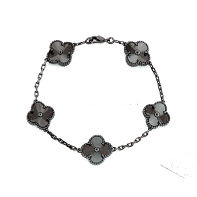 Van Cleef & Arpels four-leaf clover laser five-flower bracelet black 01