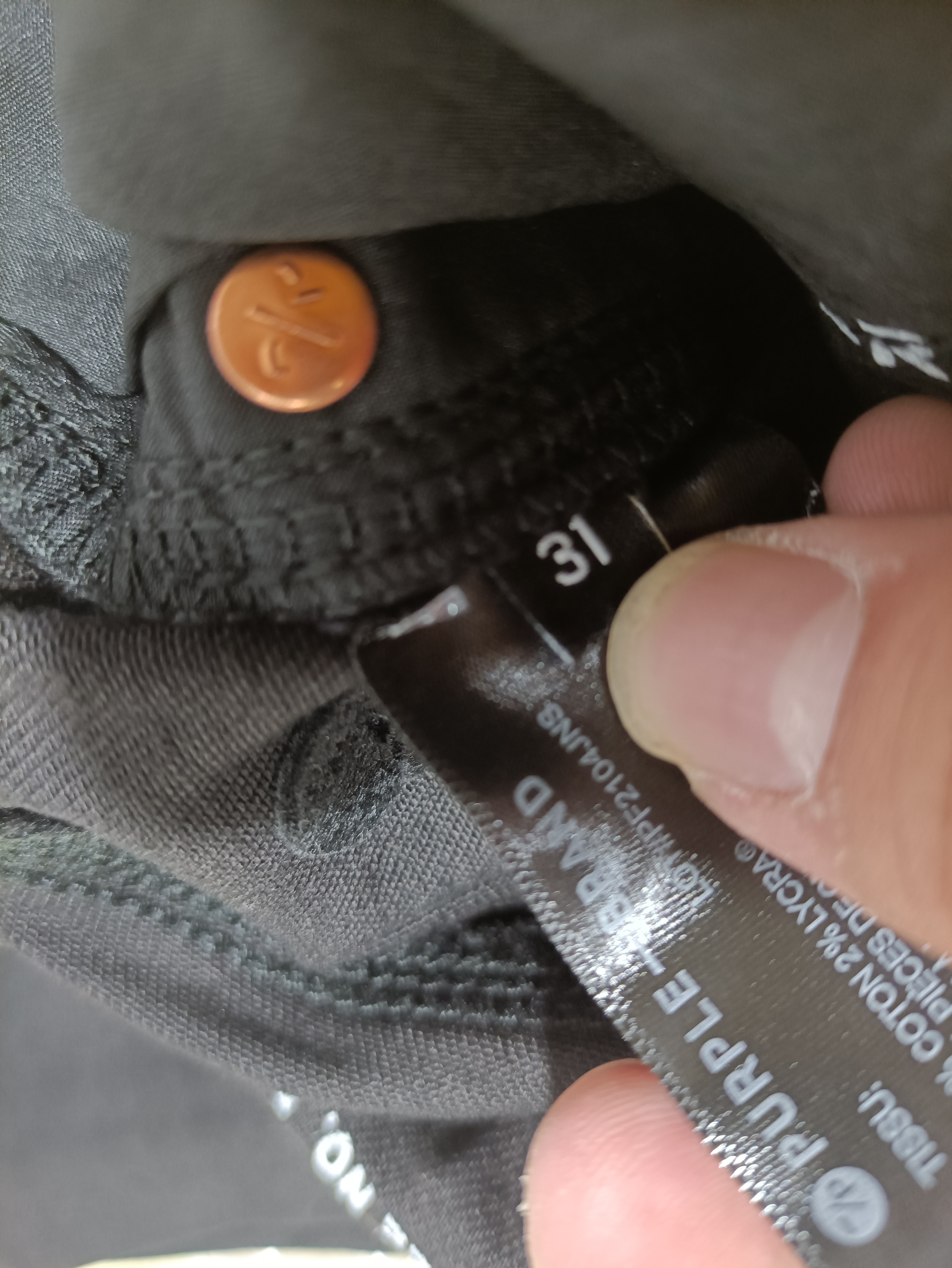 Purple Jeans A Black High-Waisted Pleated Basic Jeans