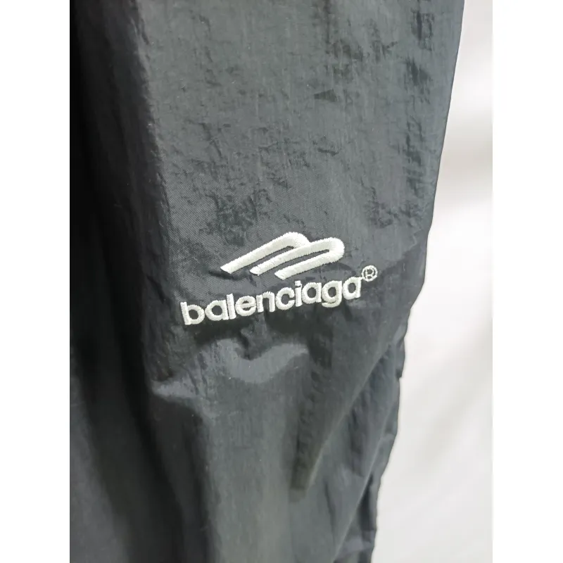 Balenciaga 24 Manchester United co-branded Pants