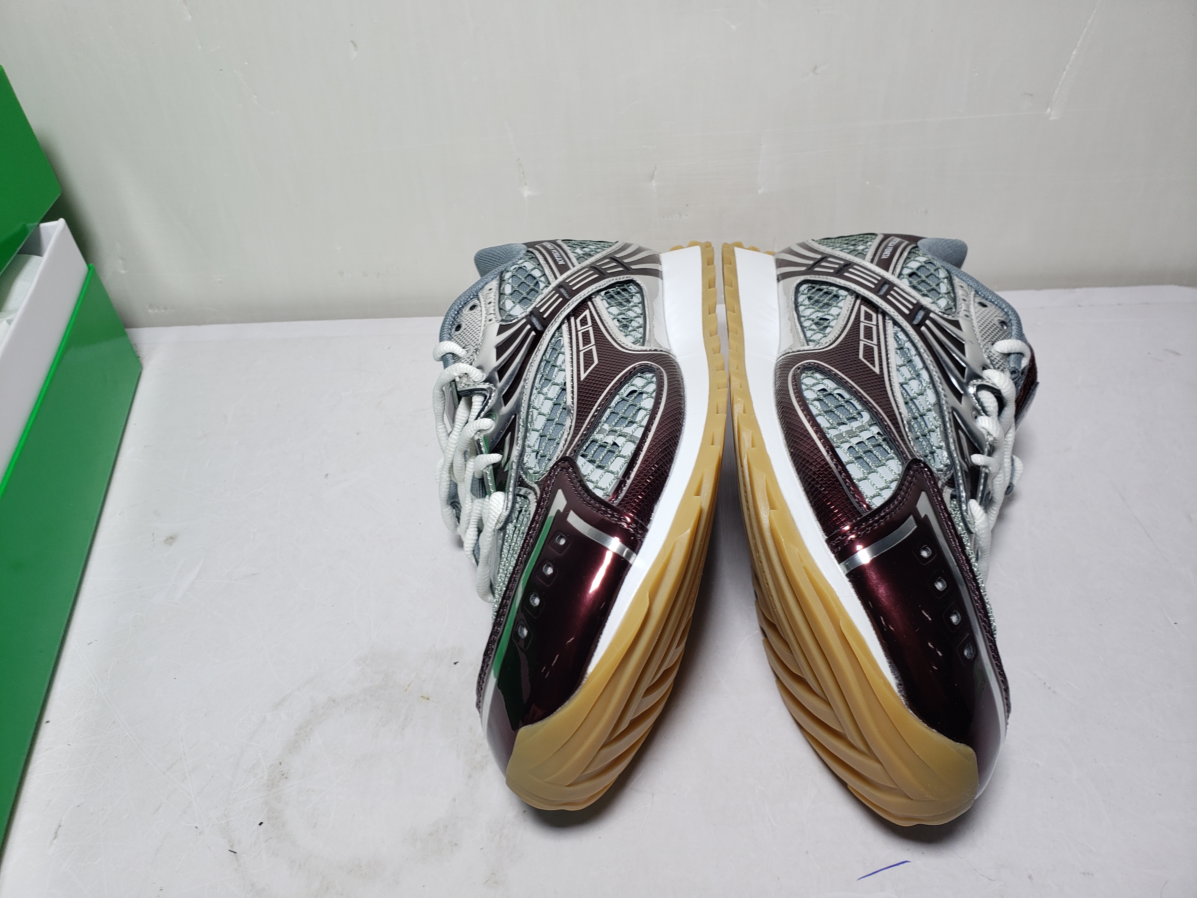 LJR Bottega Veneta Orbit low cut casual running shoes Wine Red