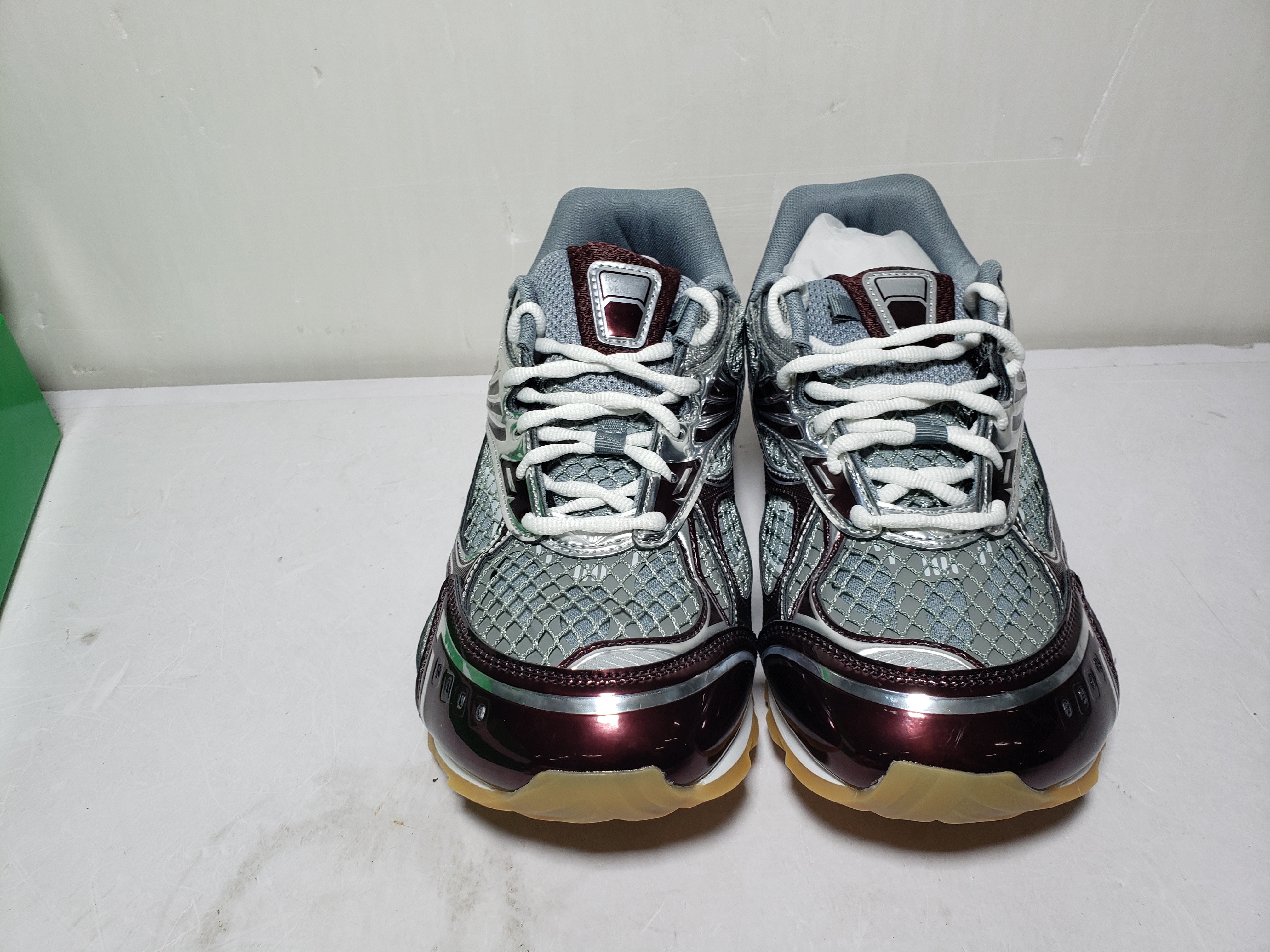 LJR Bottega Veneta Orbit low cut casual running shoes Wine Red