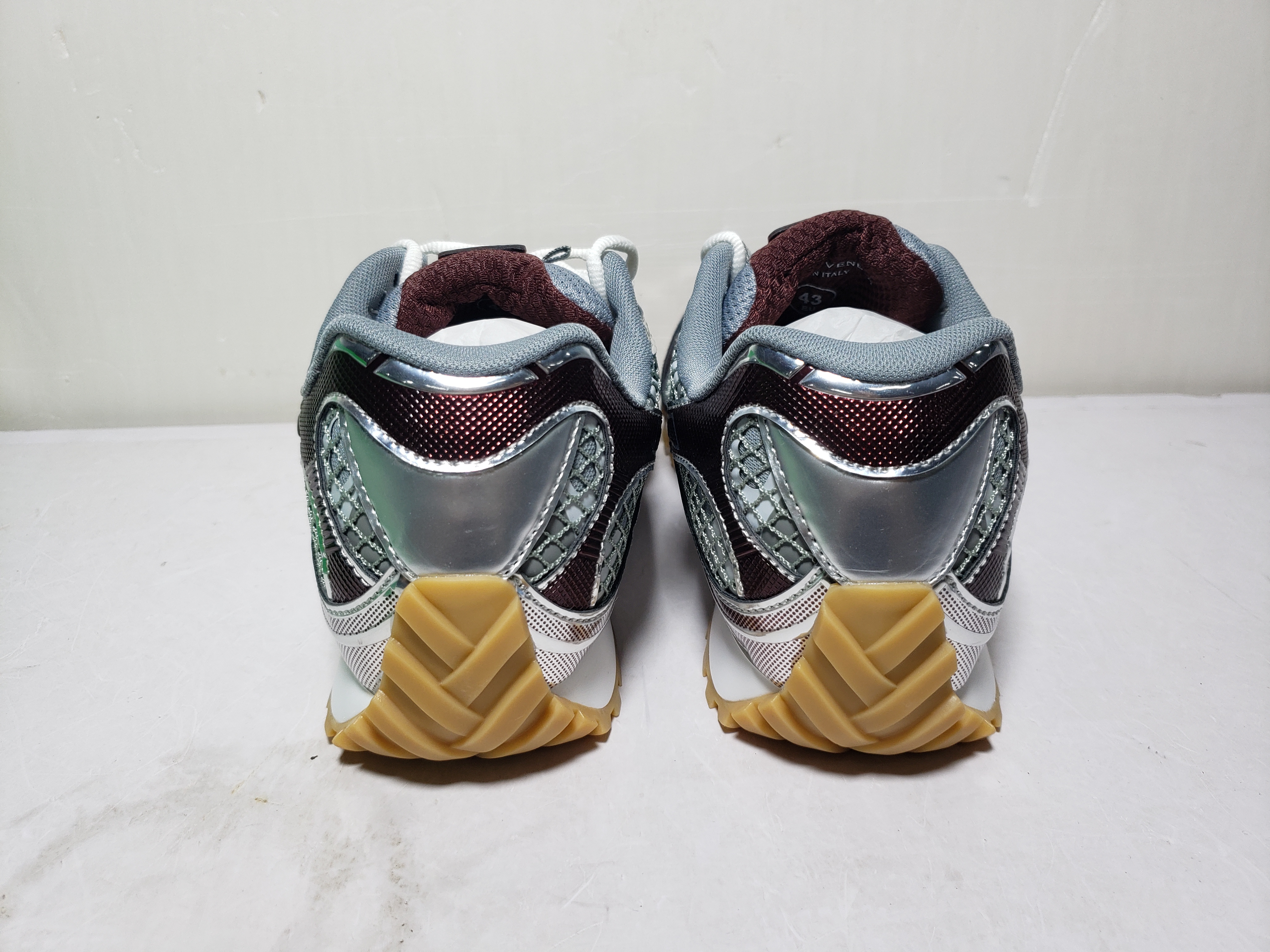 LJR Bottega Veneta Orbit low cut casual running shoes Wine Red