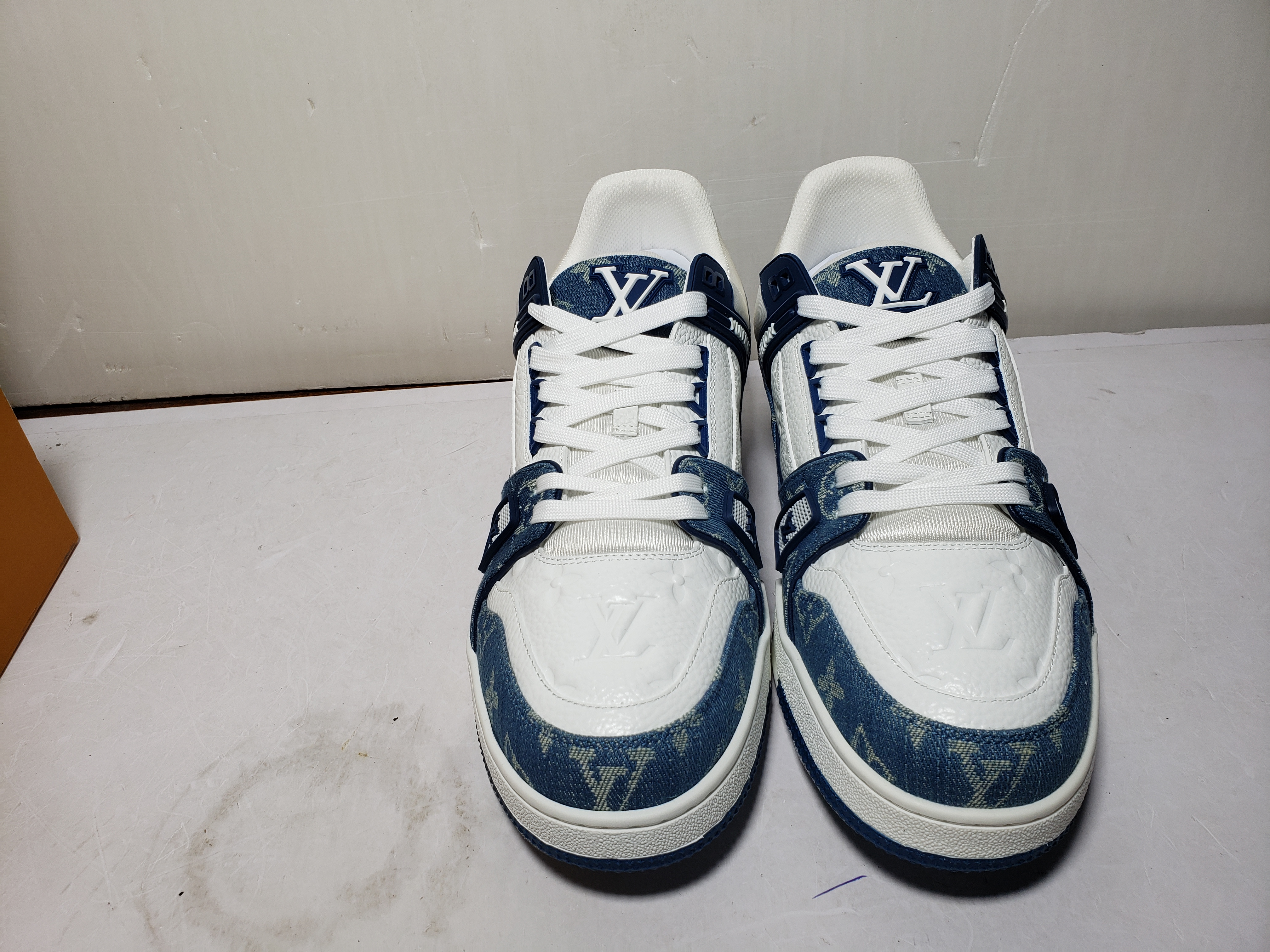 Replica Louis Vuitton Trainer Blue Cloth Surface,GO0232