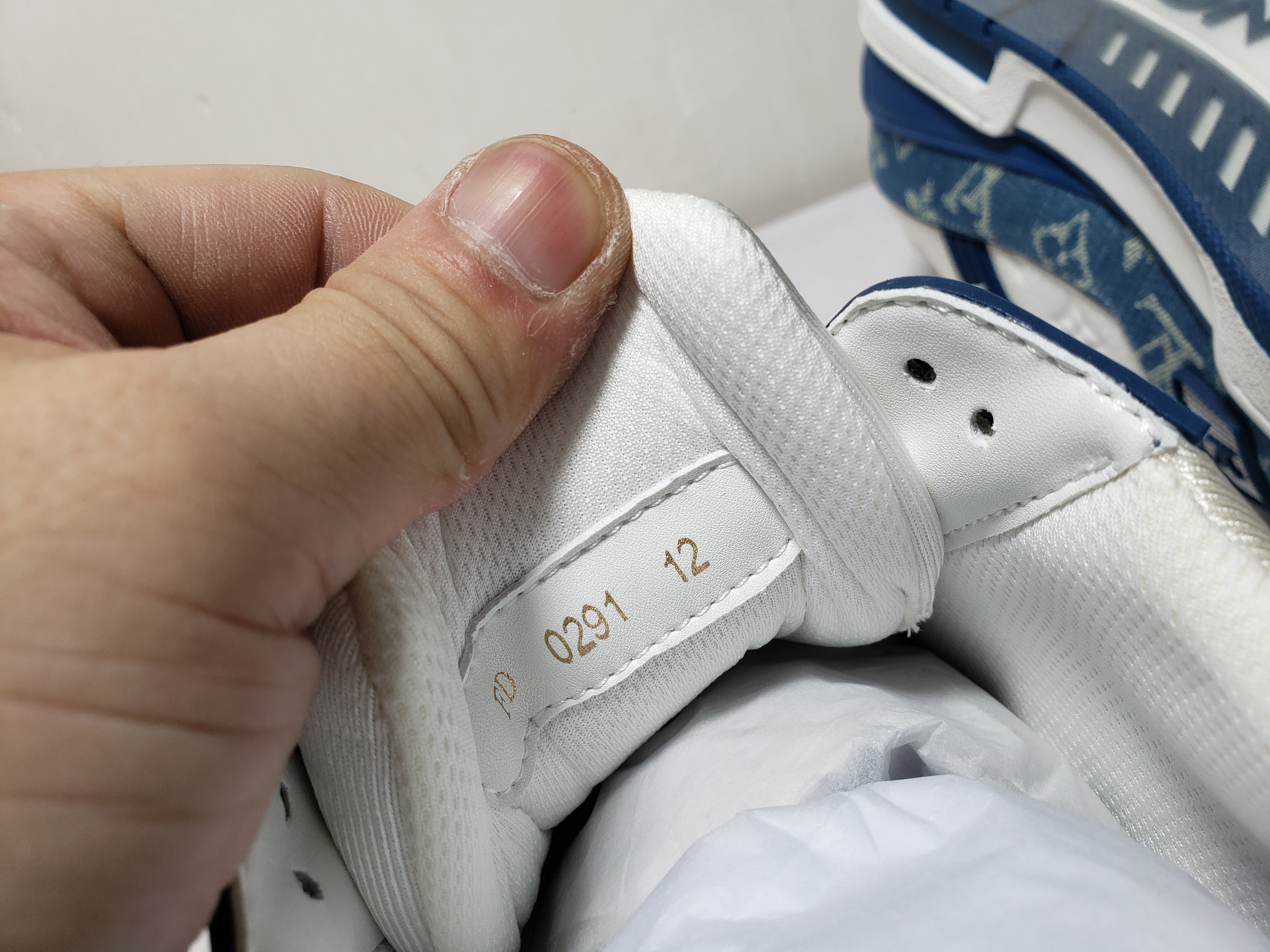 Replica Louis Vuitton Trainer Blue Cloth Surface,GO0232