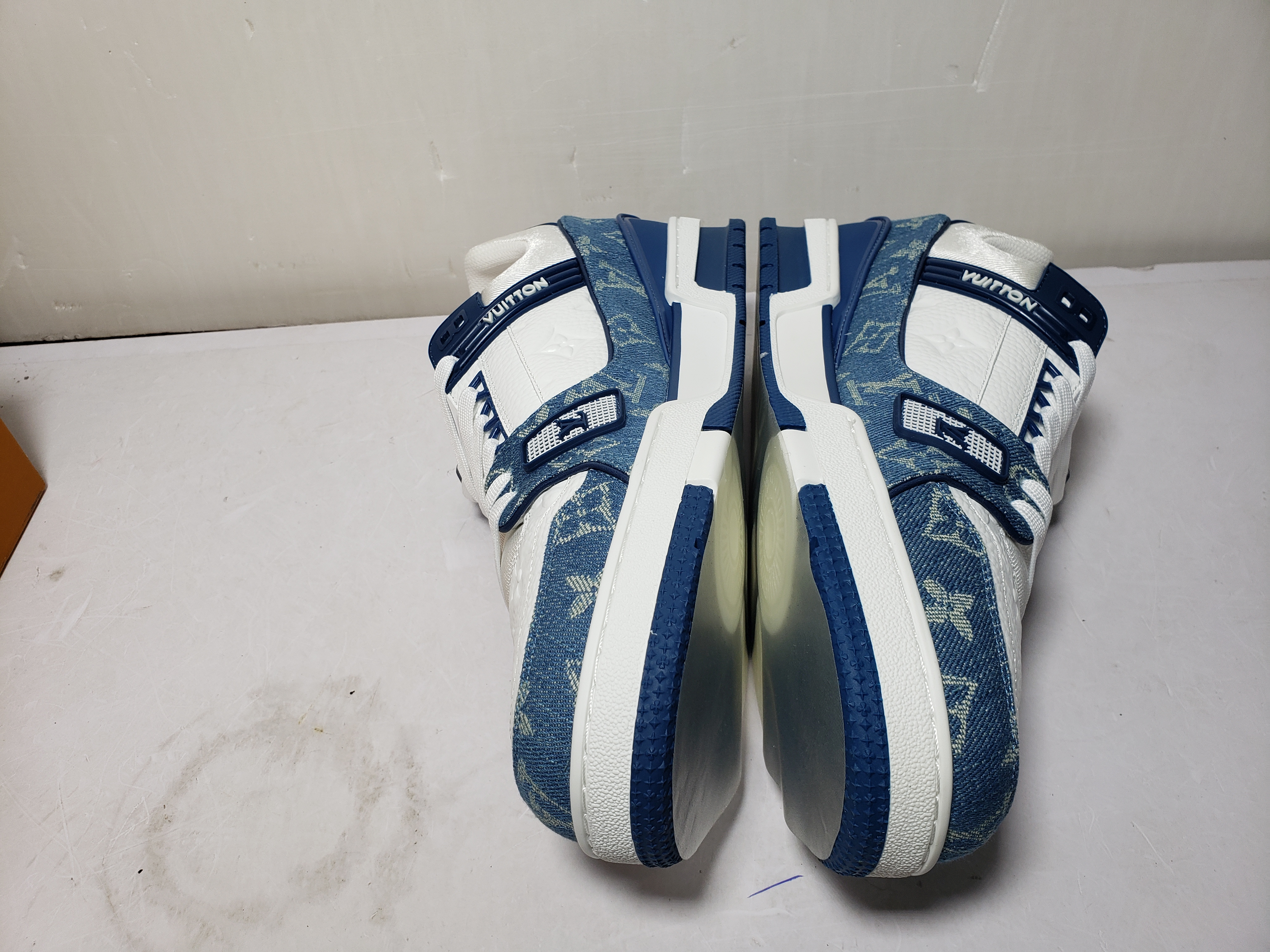 Replica Louis Vuitton Trainer Blue Cloth Surface,GO0232