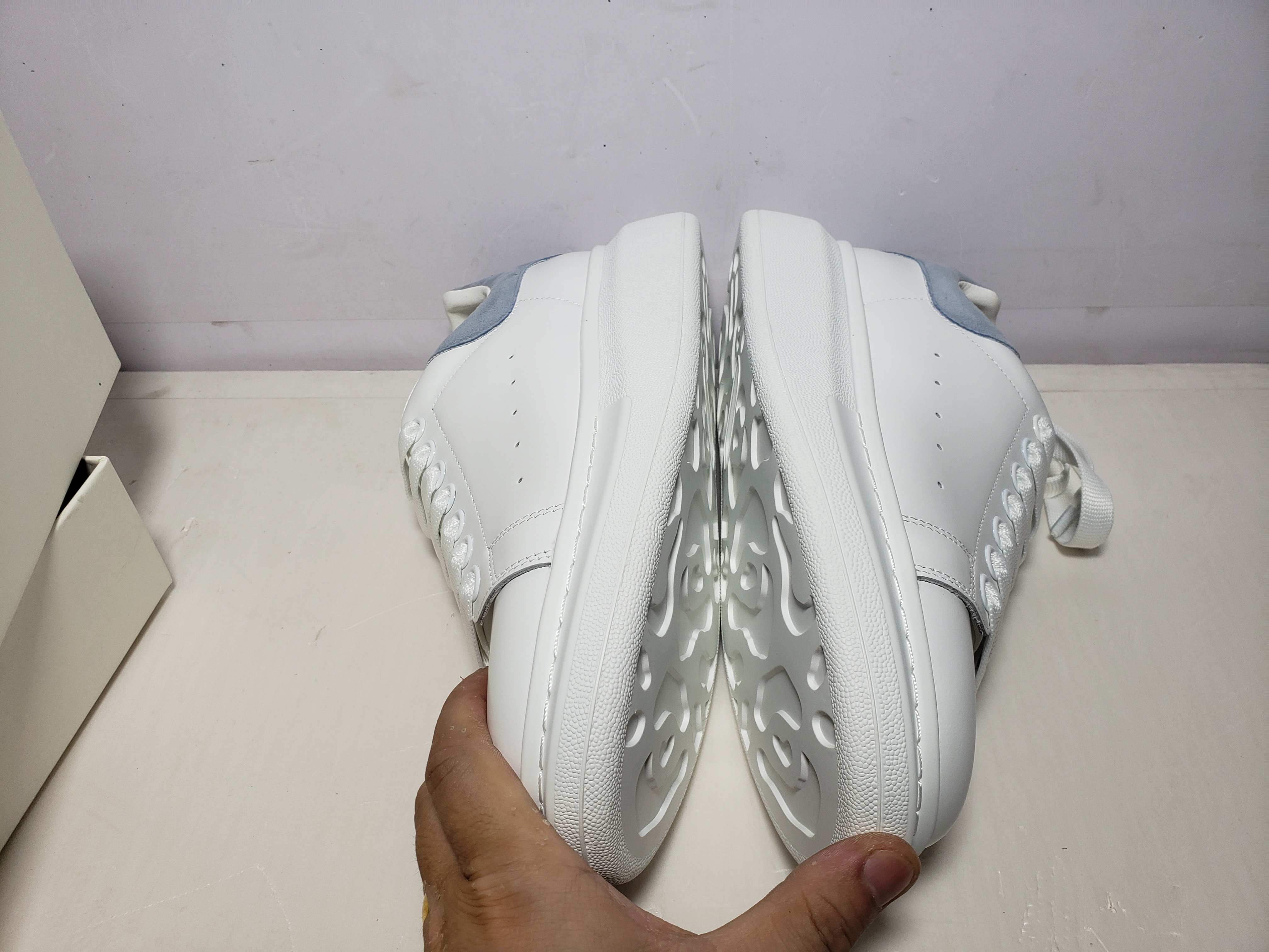 Replica Alexander McQueen Sneaker Haze Blue