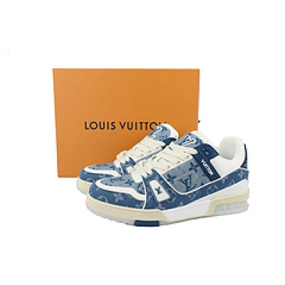 LOUIS VUITTON Trainer Monogram 02