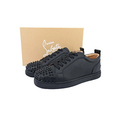 Christian Louboutin Louis Junior Spikes Black 02