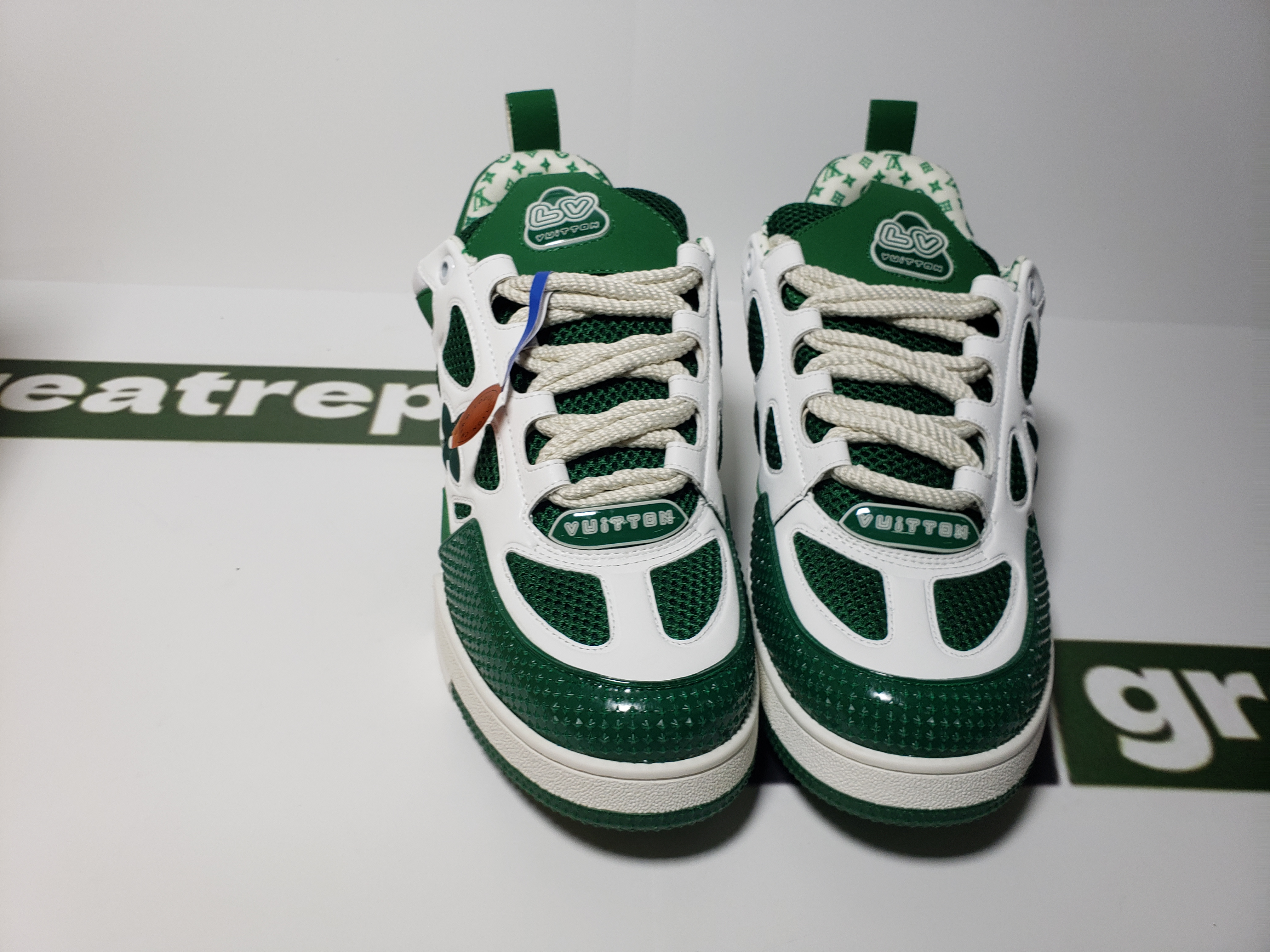 Replica Louis Vuitton Leather lace up Fashionable Board Shoes White Green 1AC520