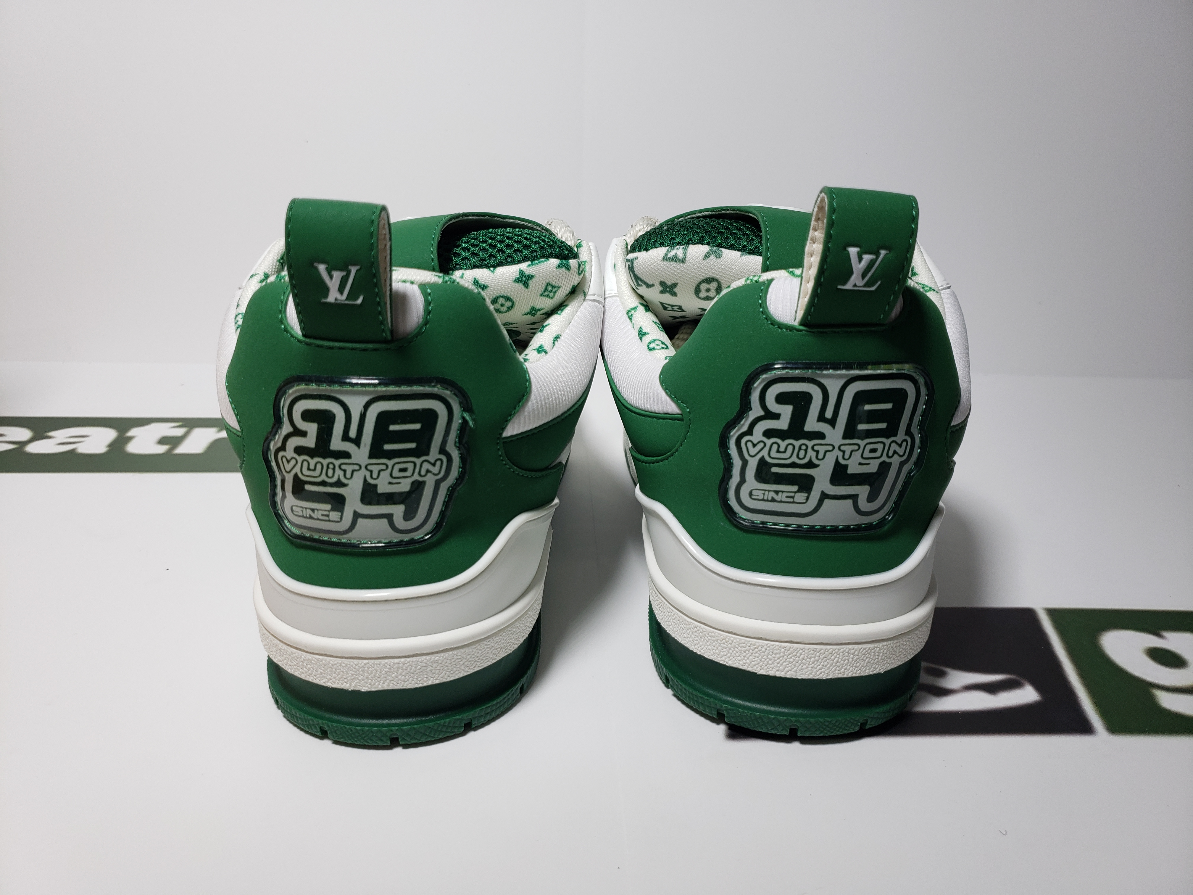 Replica Louis Vuitton Leather lace up Fashionable Board Shoes White Green 1AC520