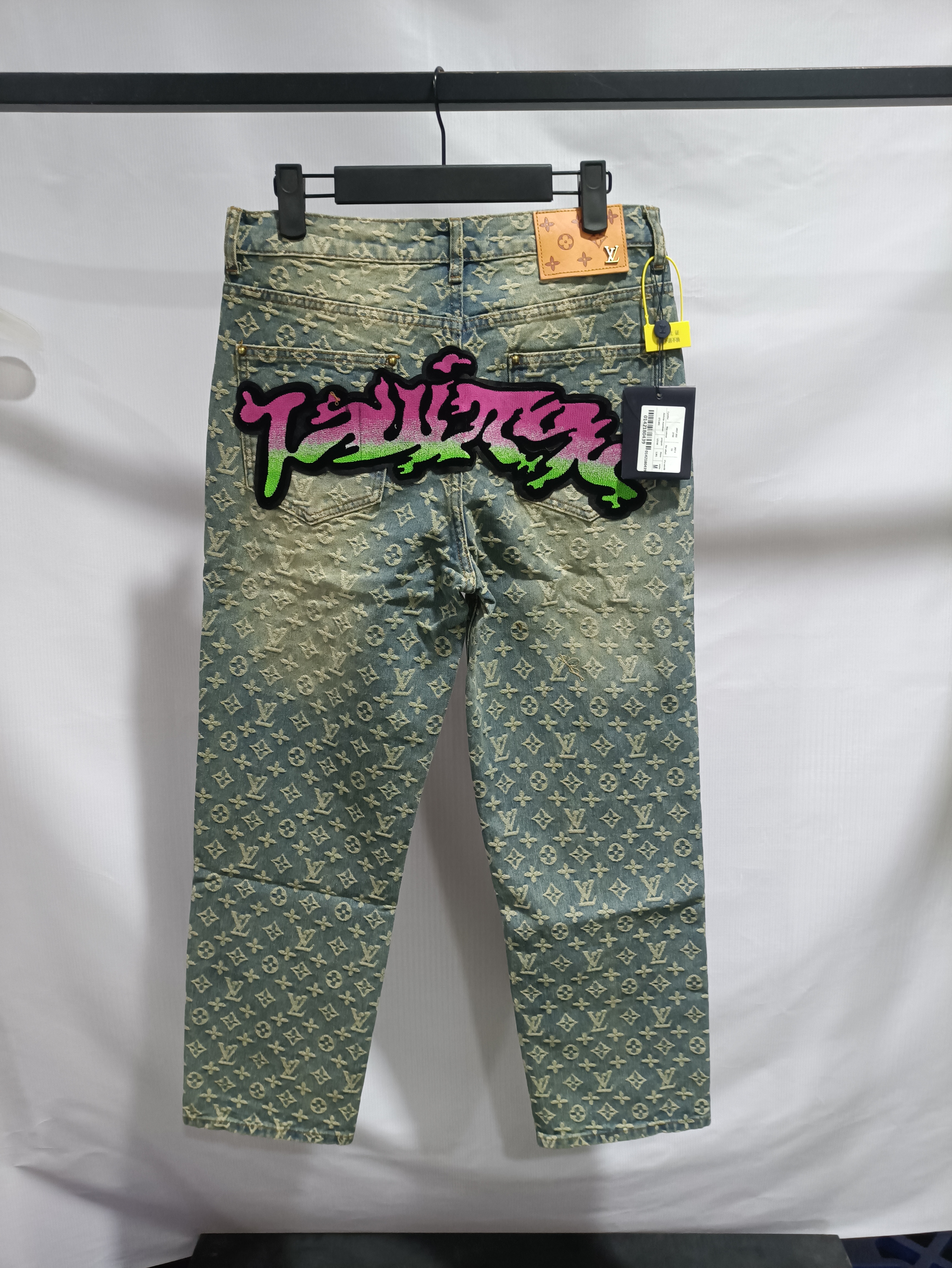 Louis Vuitton graffiti gradient embroidered Jeans
