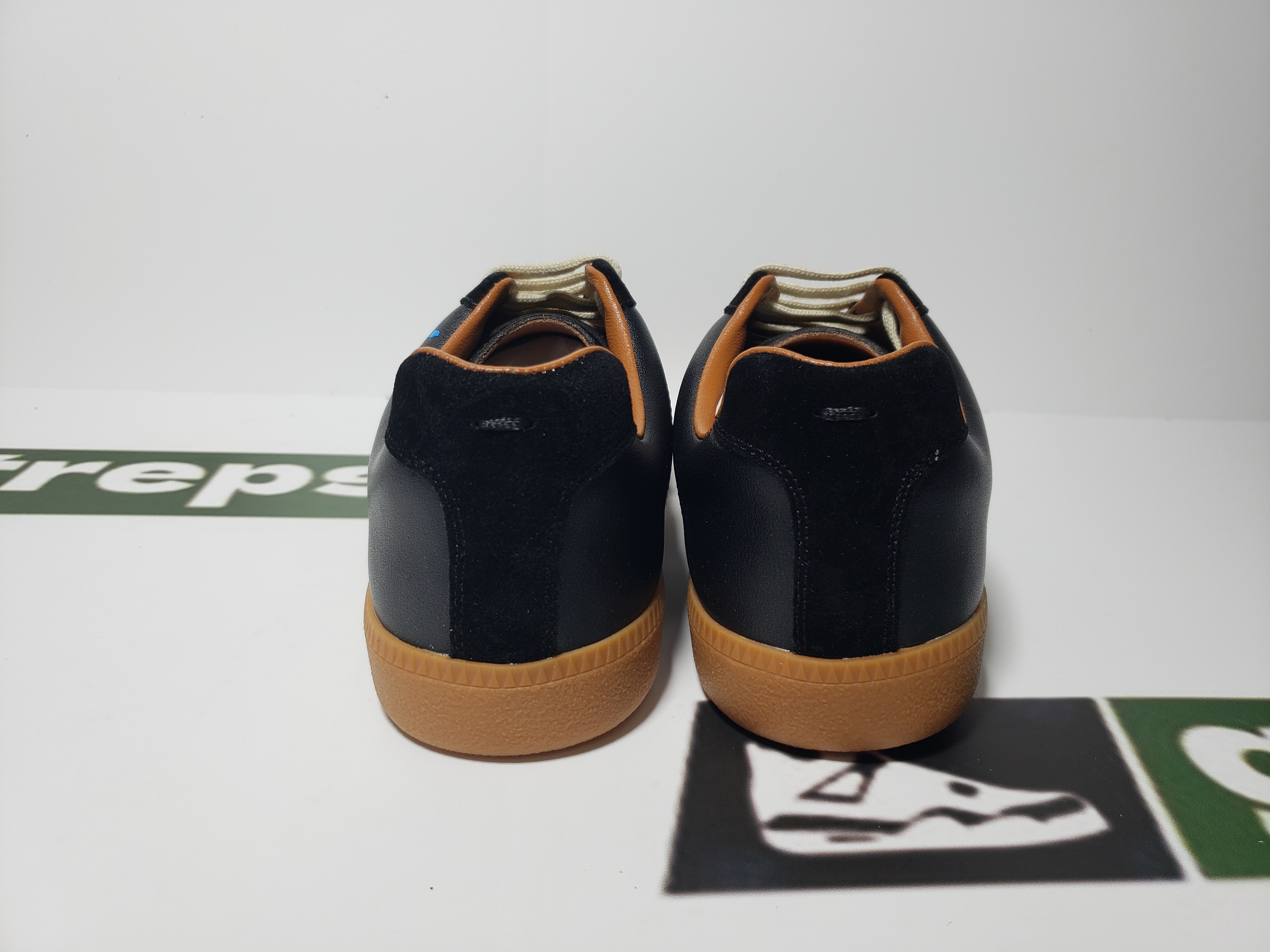 Maison Margiela Paint Replica low-top sneakers