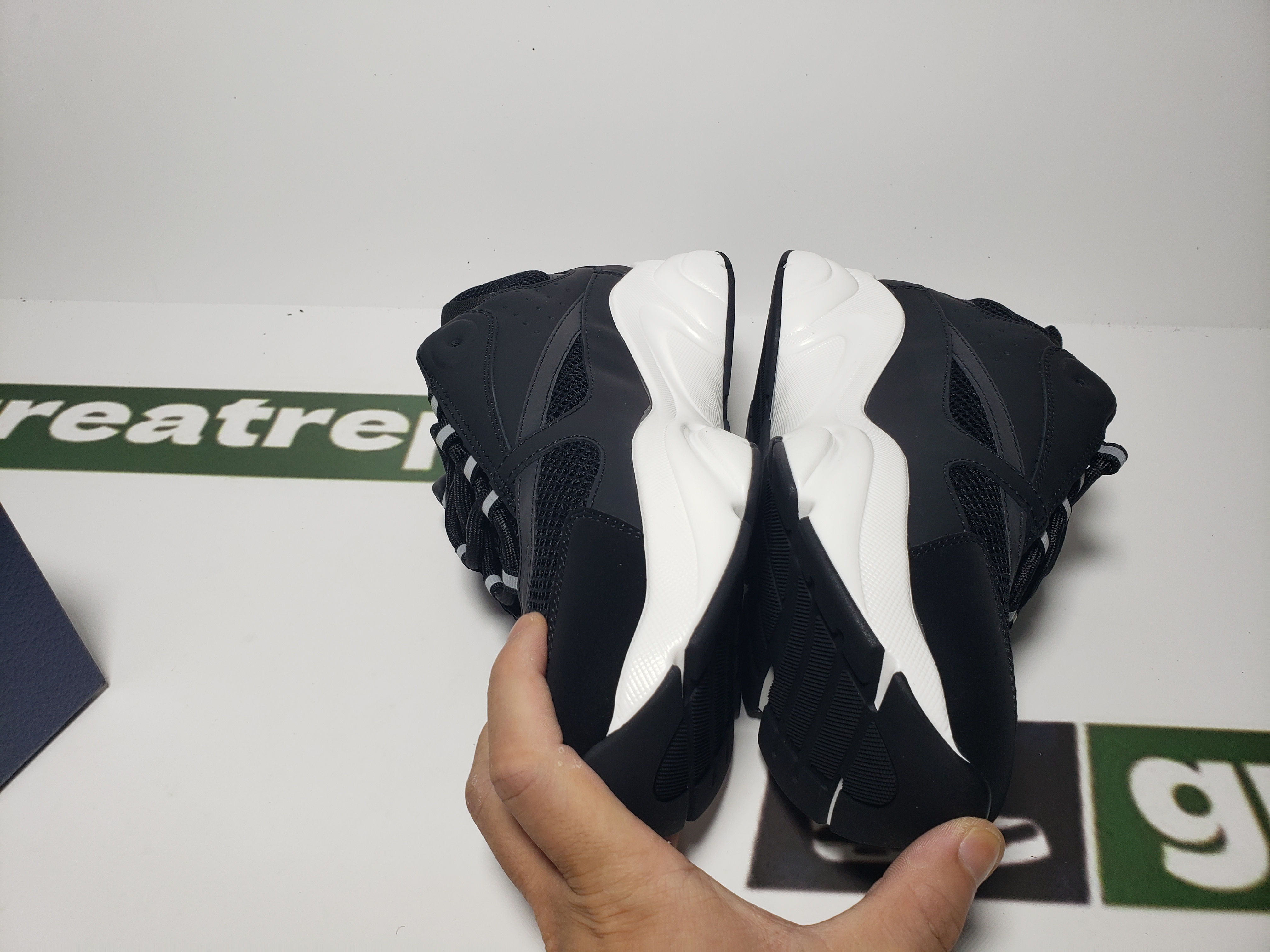 Replica Dior B22 Black,  3SN231ZHM_H960