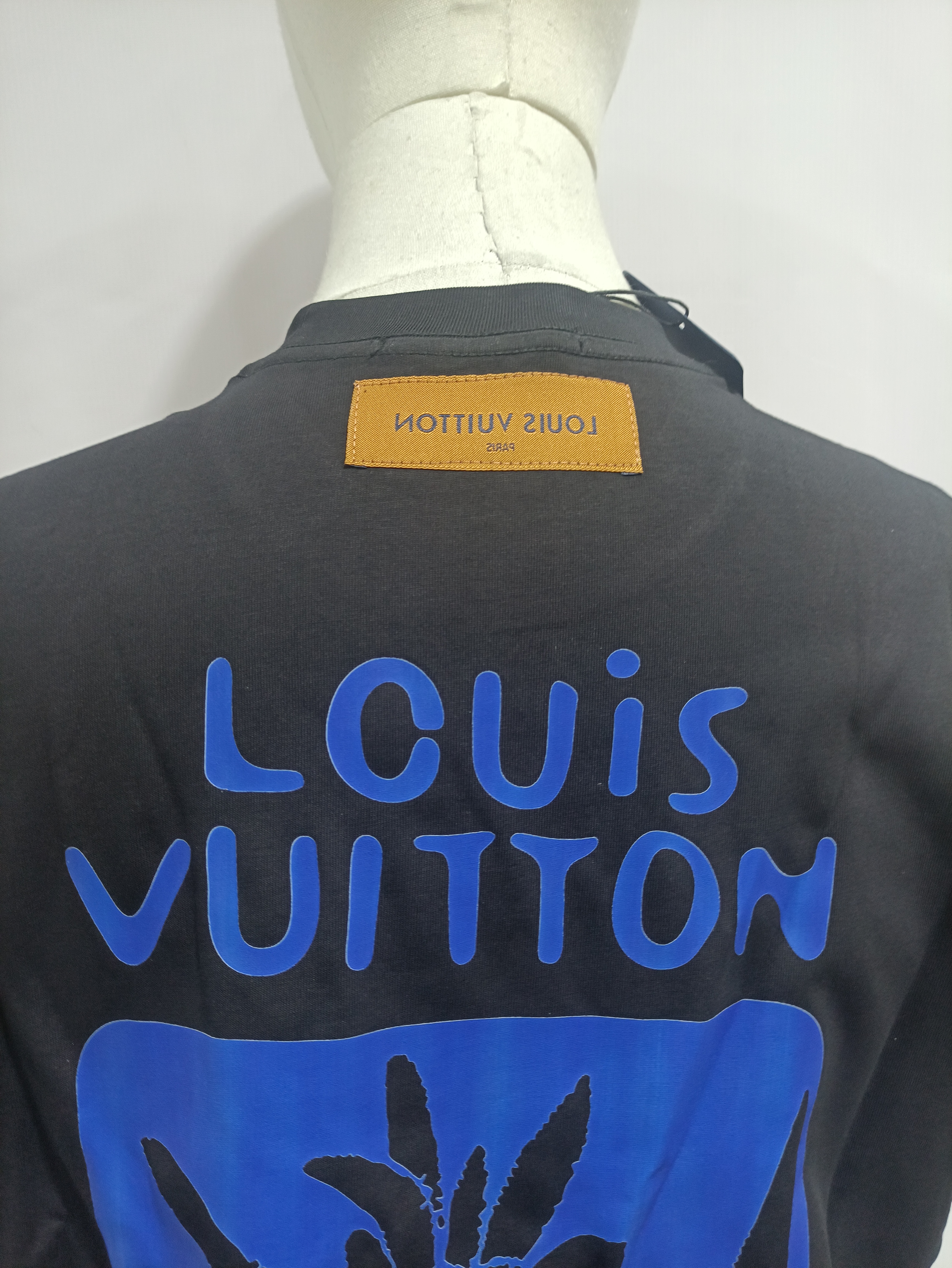 Louis Vuitton chrysanthemum print T-Shirts 1