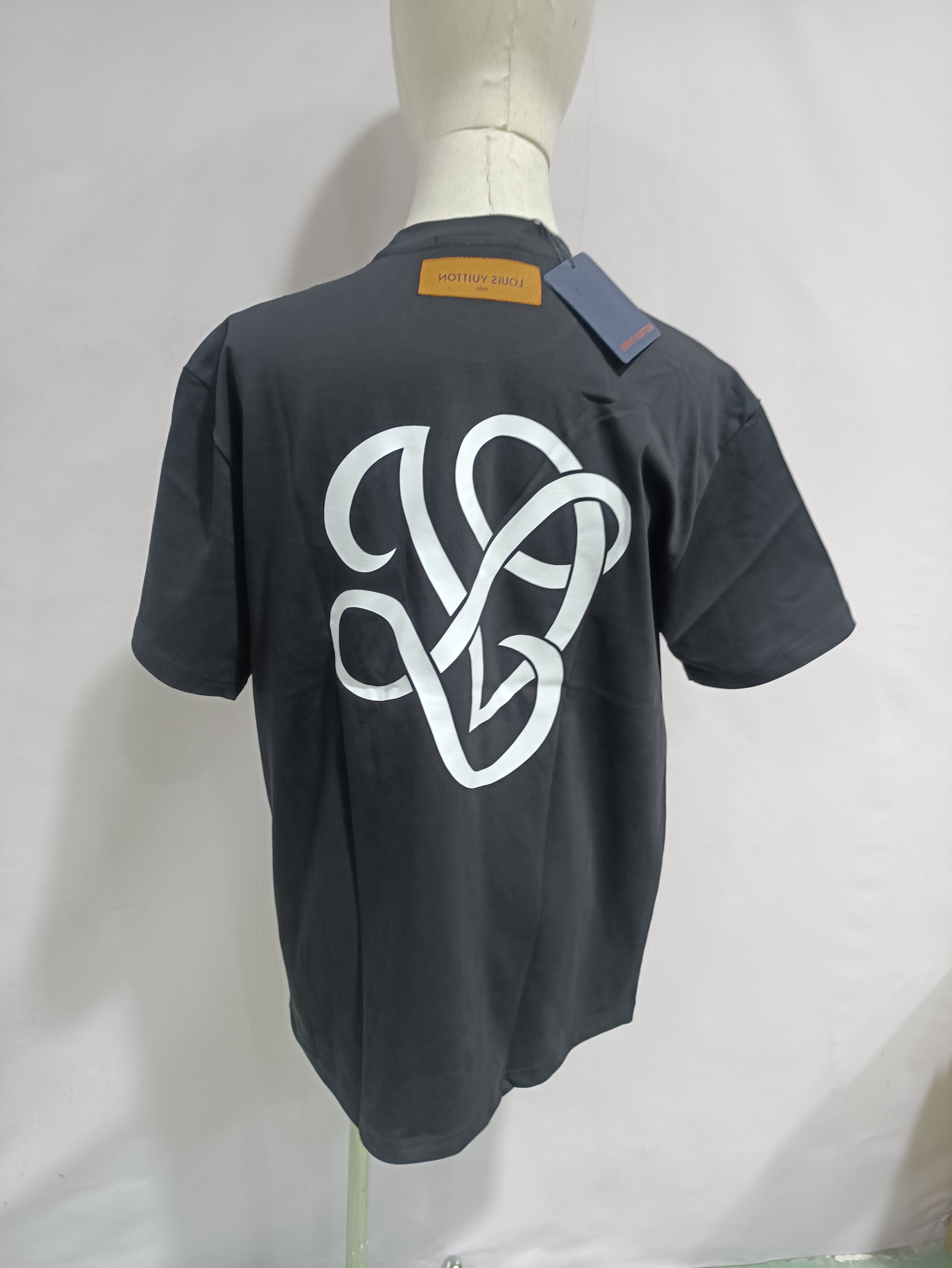 Louis Vuitton conch print T-Shirts 2