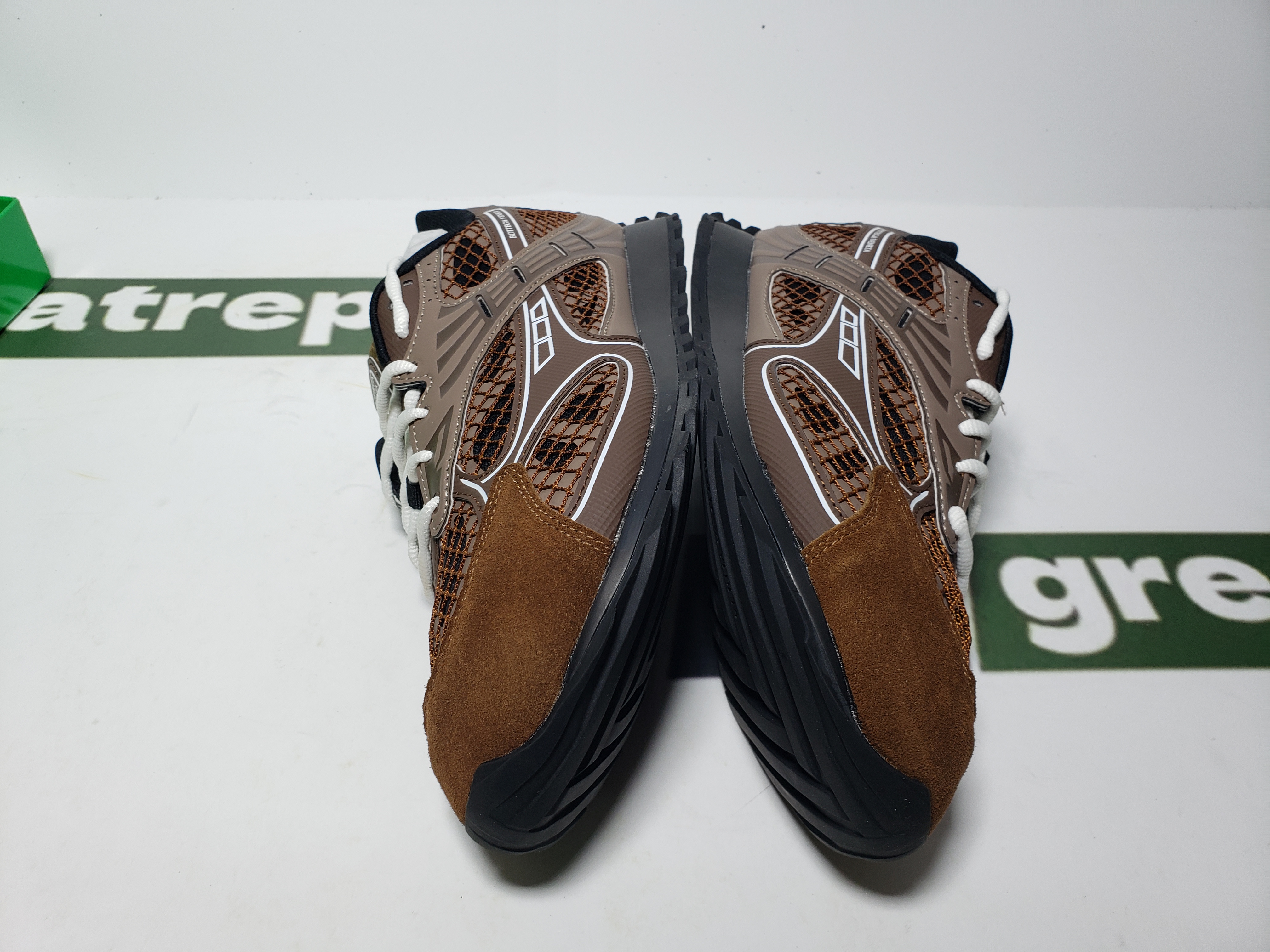 Replica Bottega Veneta Orbit Brown