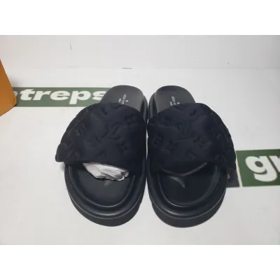 Replica LOUIS VUITTON Pool Pillow Comfort Black relief 02