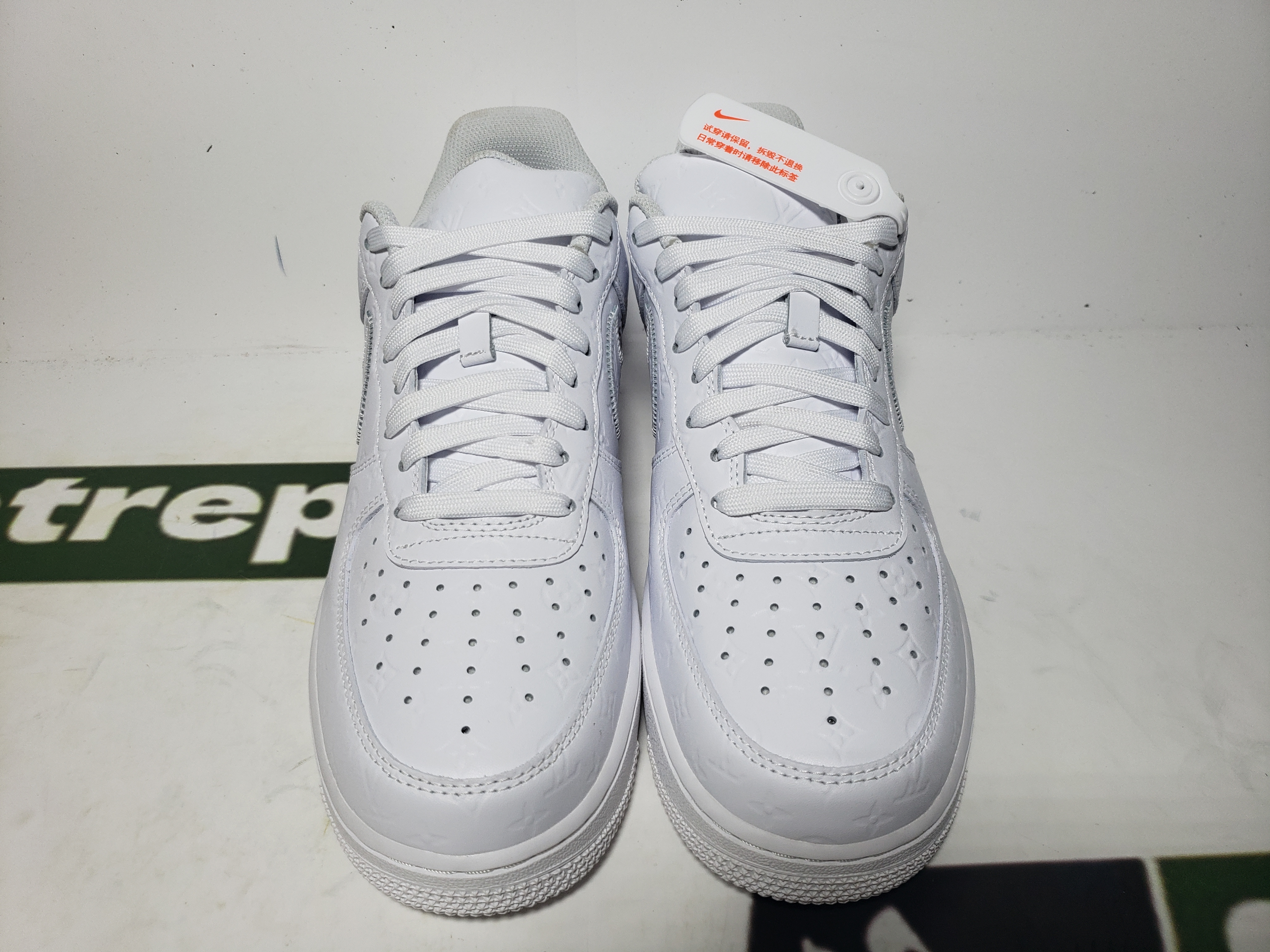 Replica Louis Vuitton x Nike Air Force 1 Triple White,LK0221