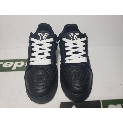 Replica Louis Vuitton Trainer All Black Embossing,1AARER 02