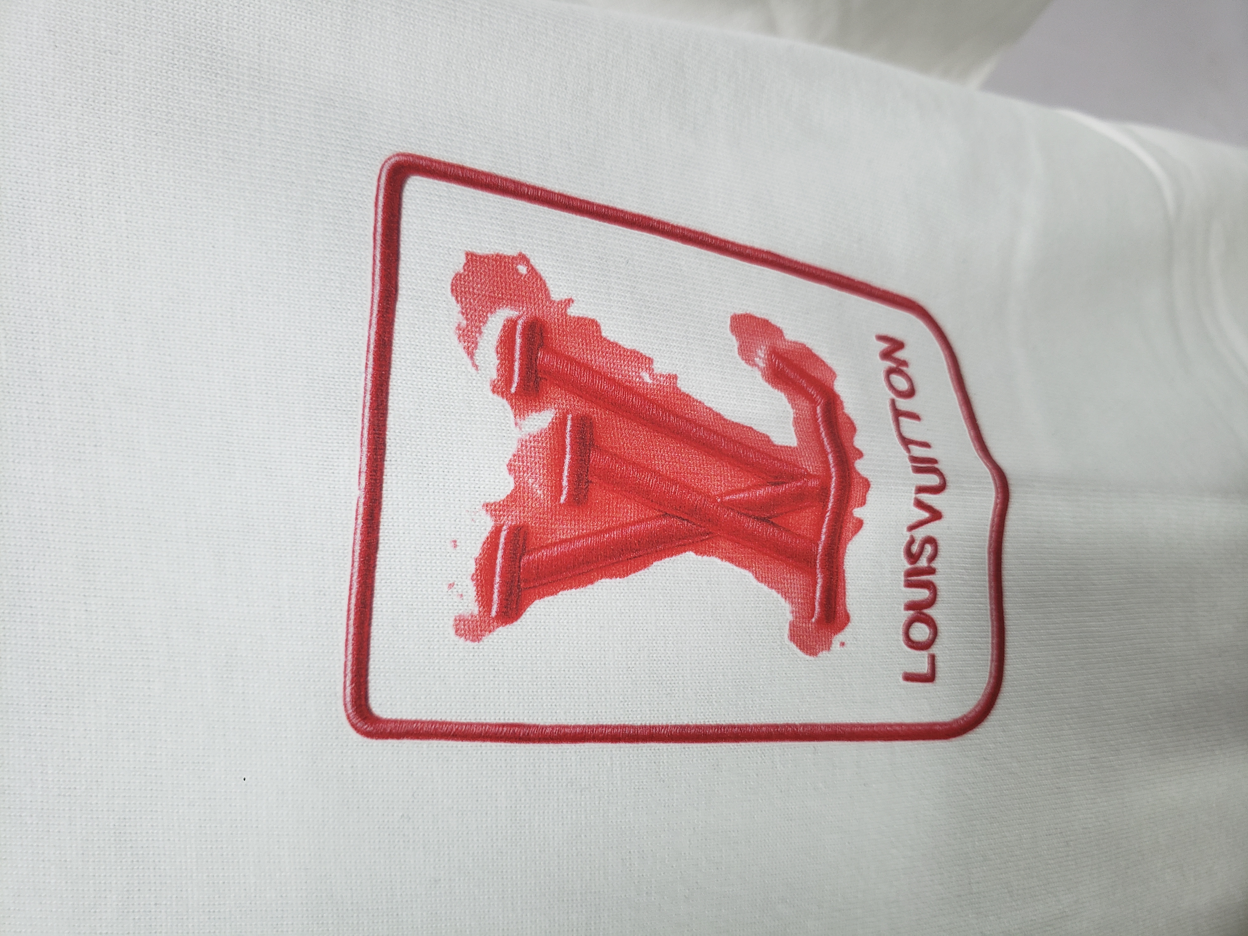 Louis Vuitton embossed fake pocket letter T-Shirts white