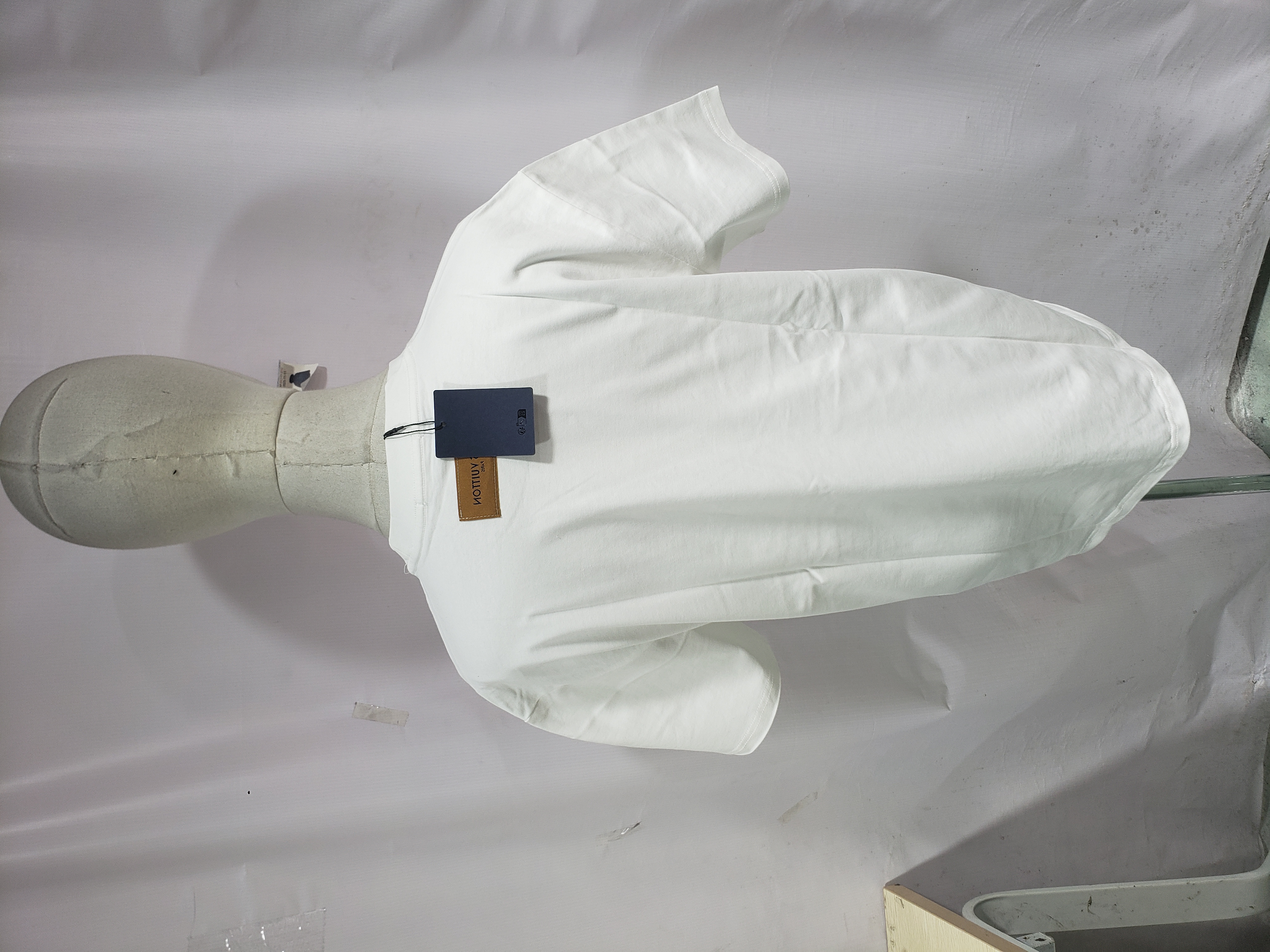 Louis Vuitton embossed fake pocket letter T-Shirts white