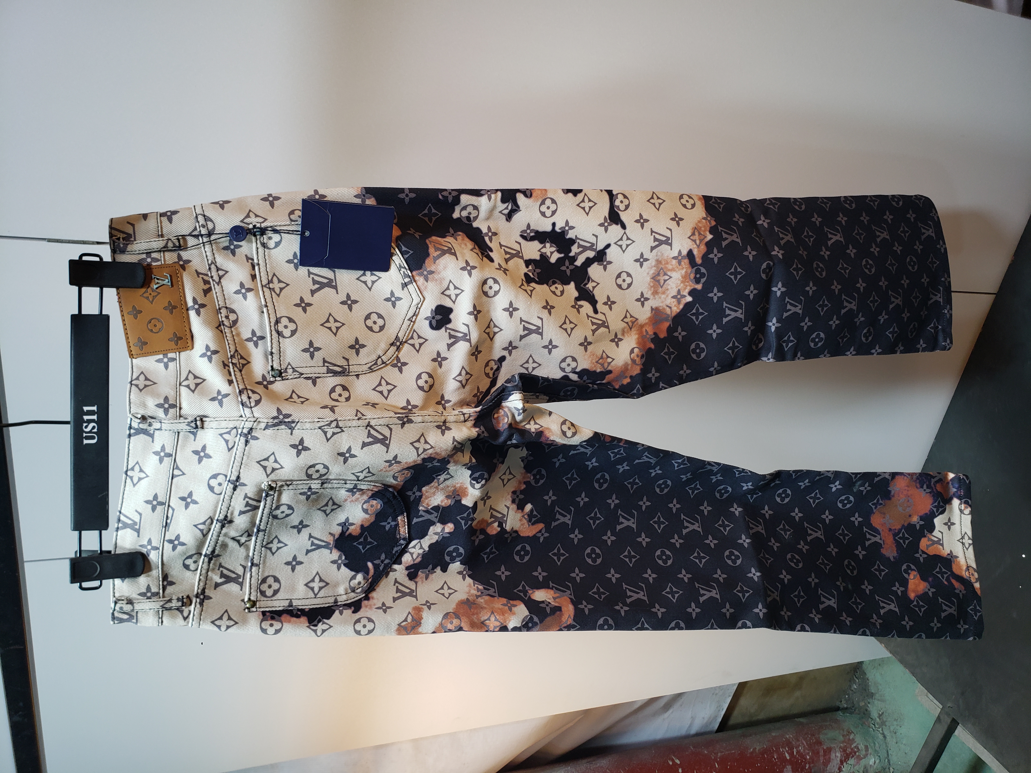 Louis Vuitton fire cloud mixed dye Jeans