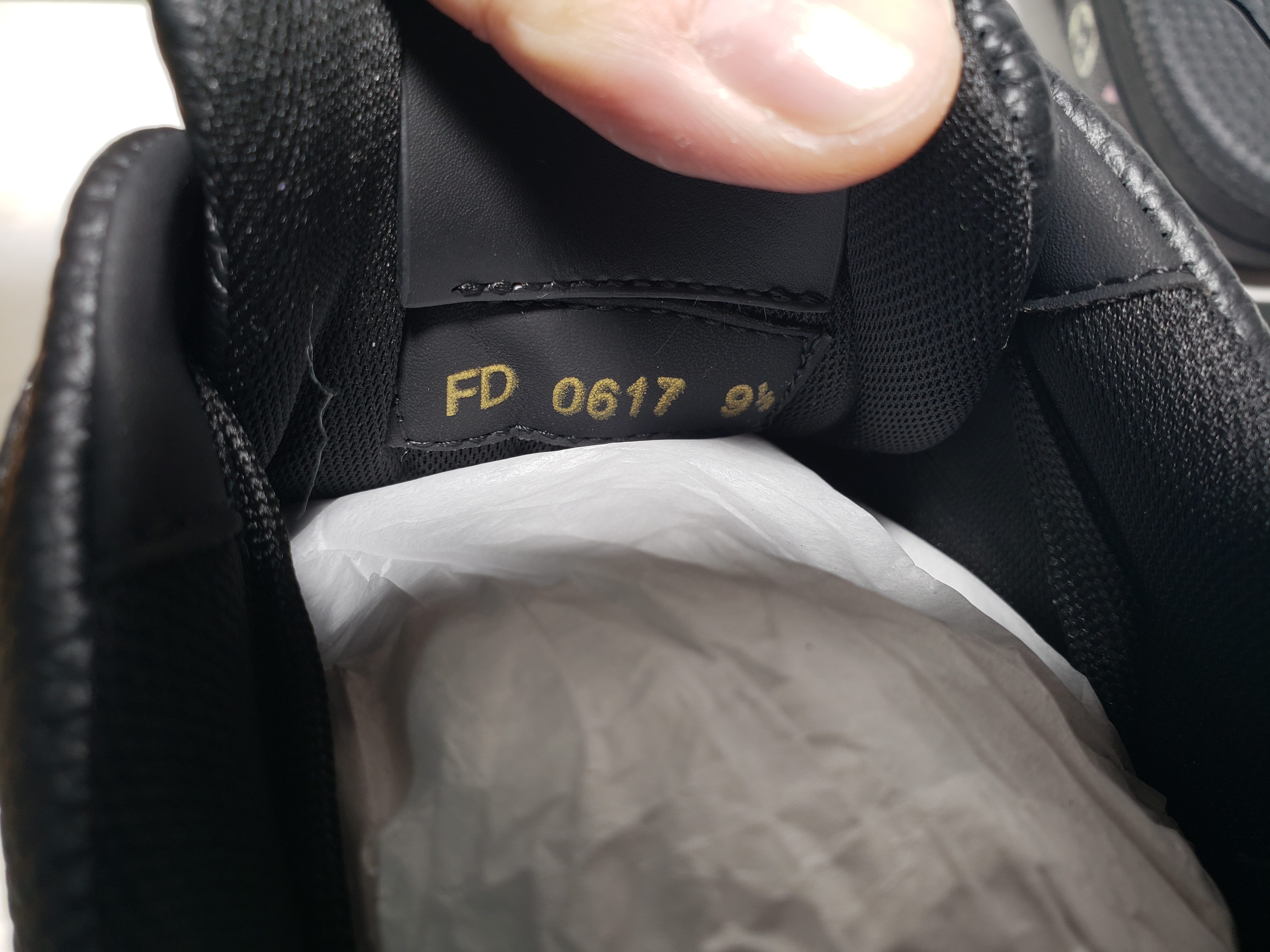 Louis Vuitton Lv Trainer Monogramm Black Multi