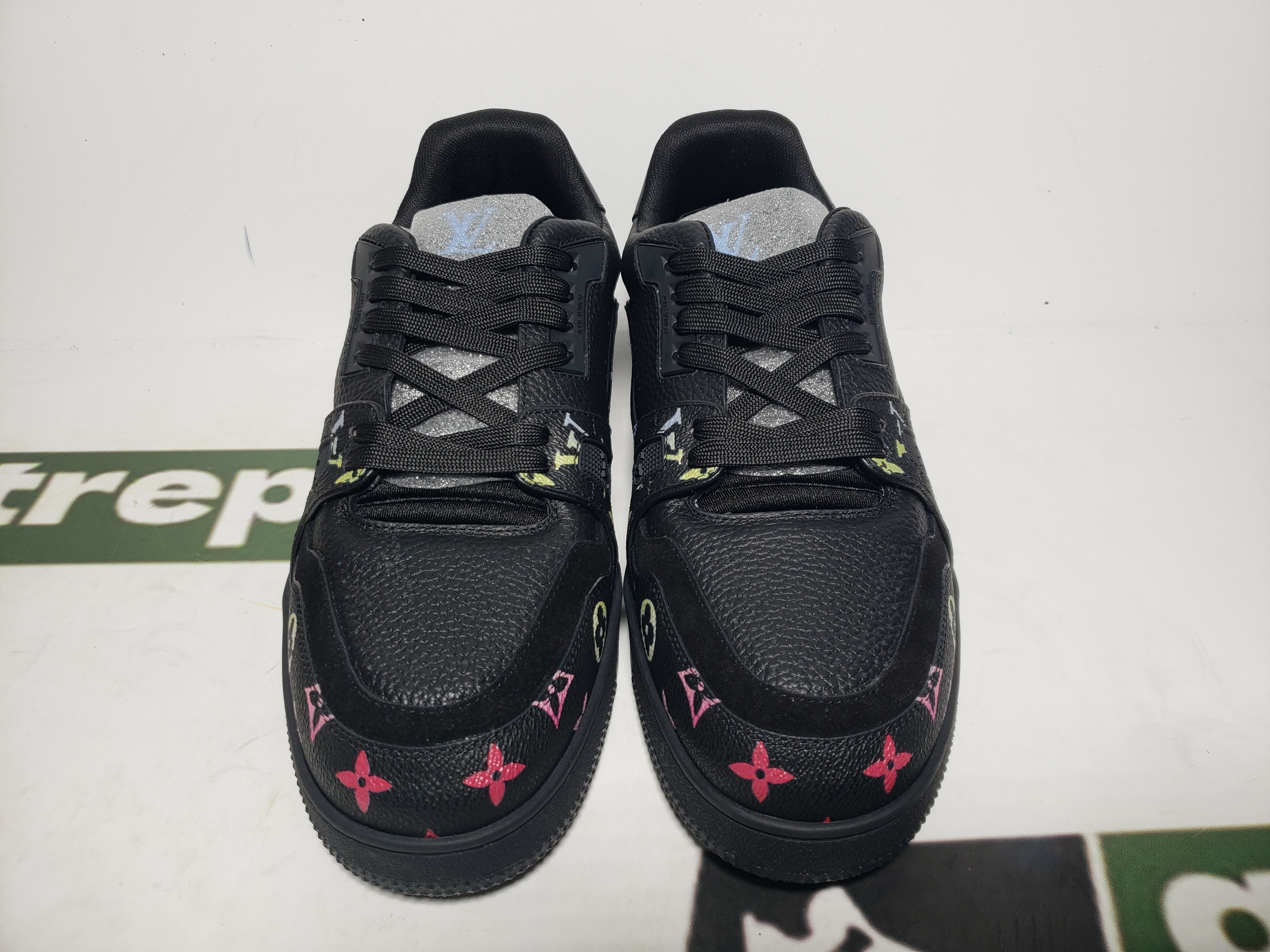Louis Vuitton Lv Trainer Monogramm Black Multi