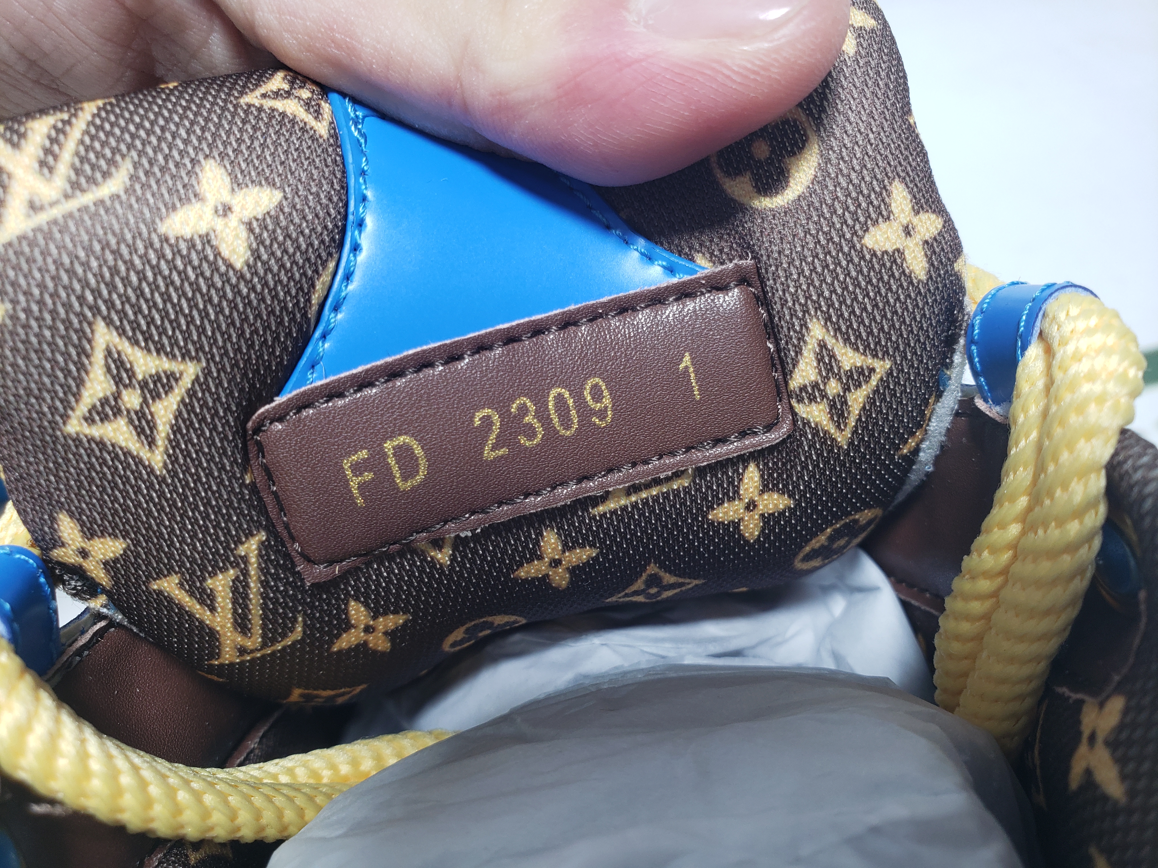 Replica LOUIS VUITTON Blue Coffee