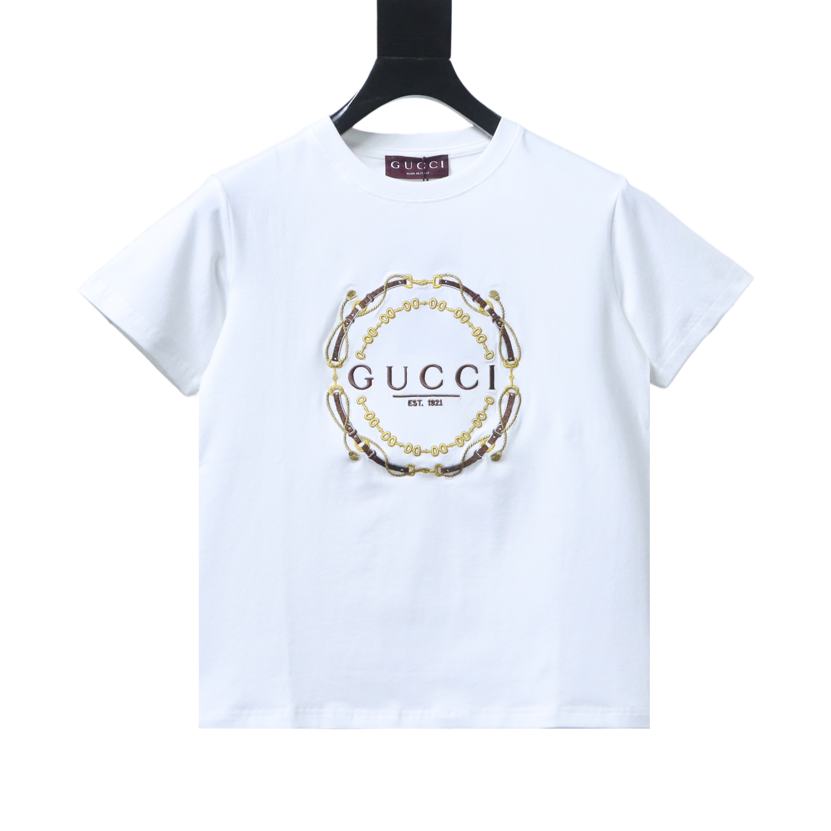 Gucci short-sleeved T-shirt with interlocking G logos, wheat ears, reins, and embroidered lettering.