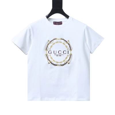 Gucci short-sleeved T-shirt with interlocking G logos, wheat ears, reins, and embroidered lettering. 01