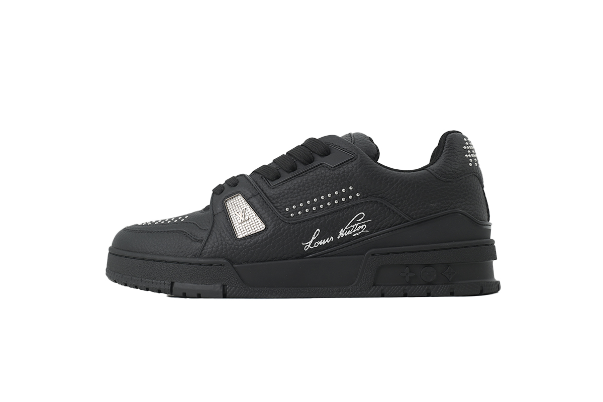 Replica Louis Vuitton Sneakers Black With Rivets