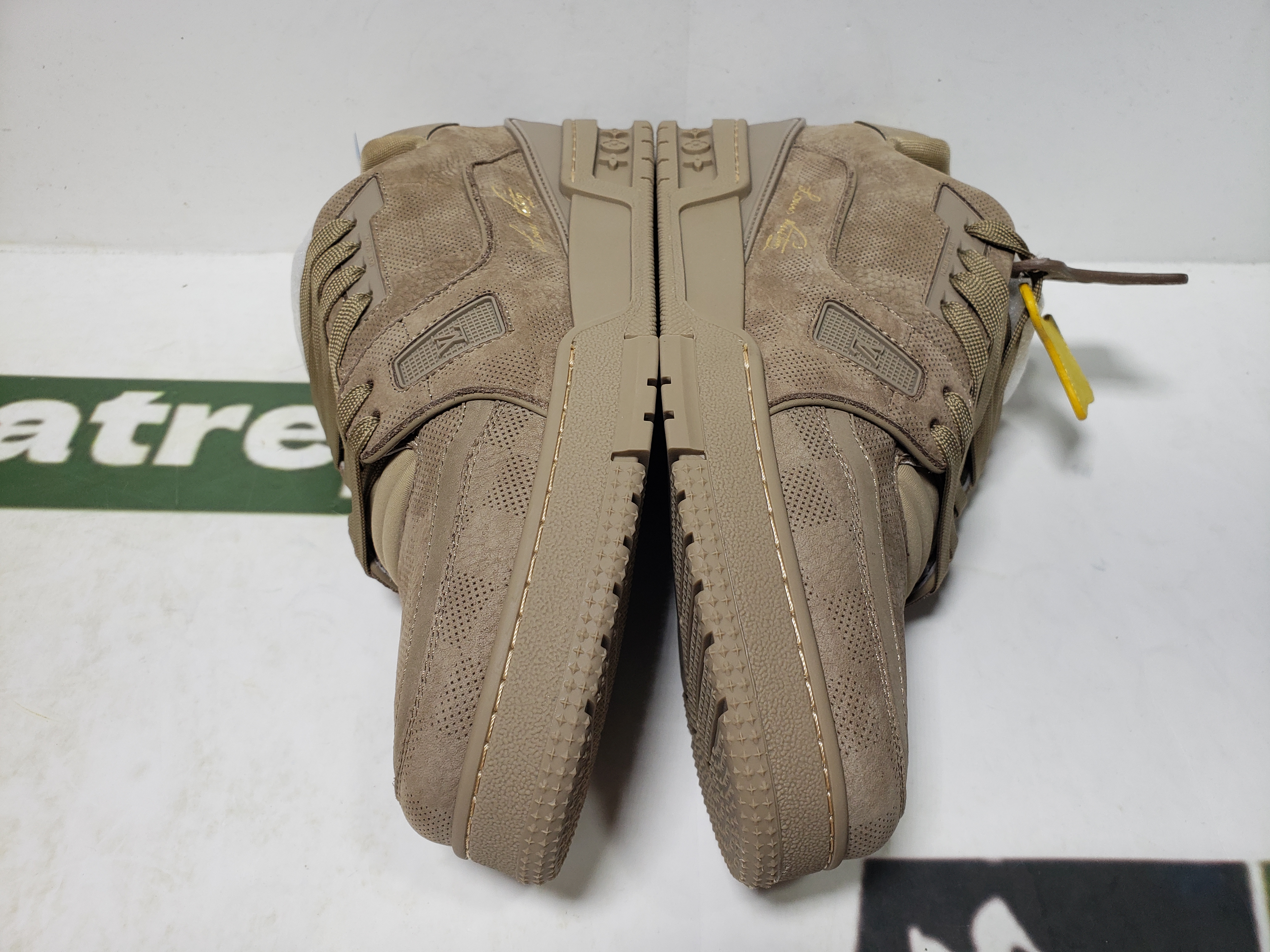 Replica Louis Vuitton Sneakers Brown 54