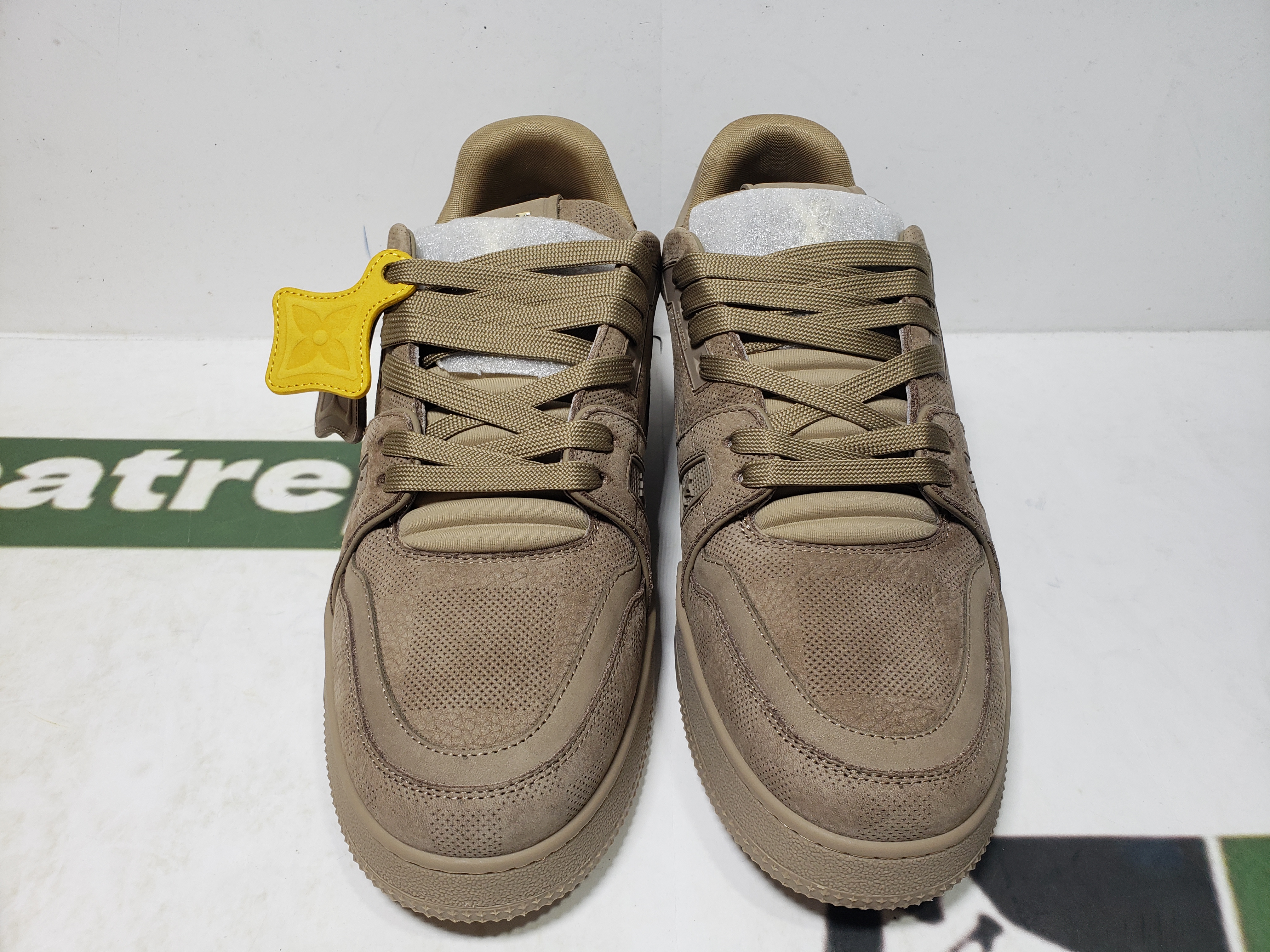 Replica Louis Vuitton Sneakers Brown 54